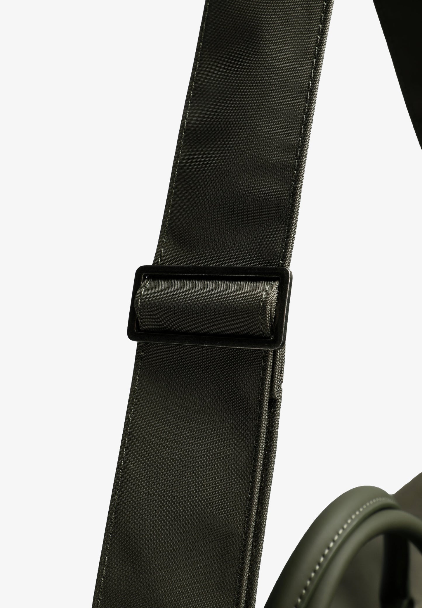 ADJUSTABLE TRAVEL SHOULDER BAG