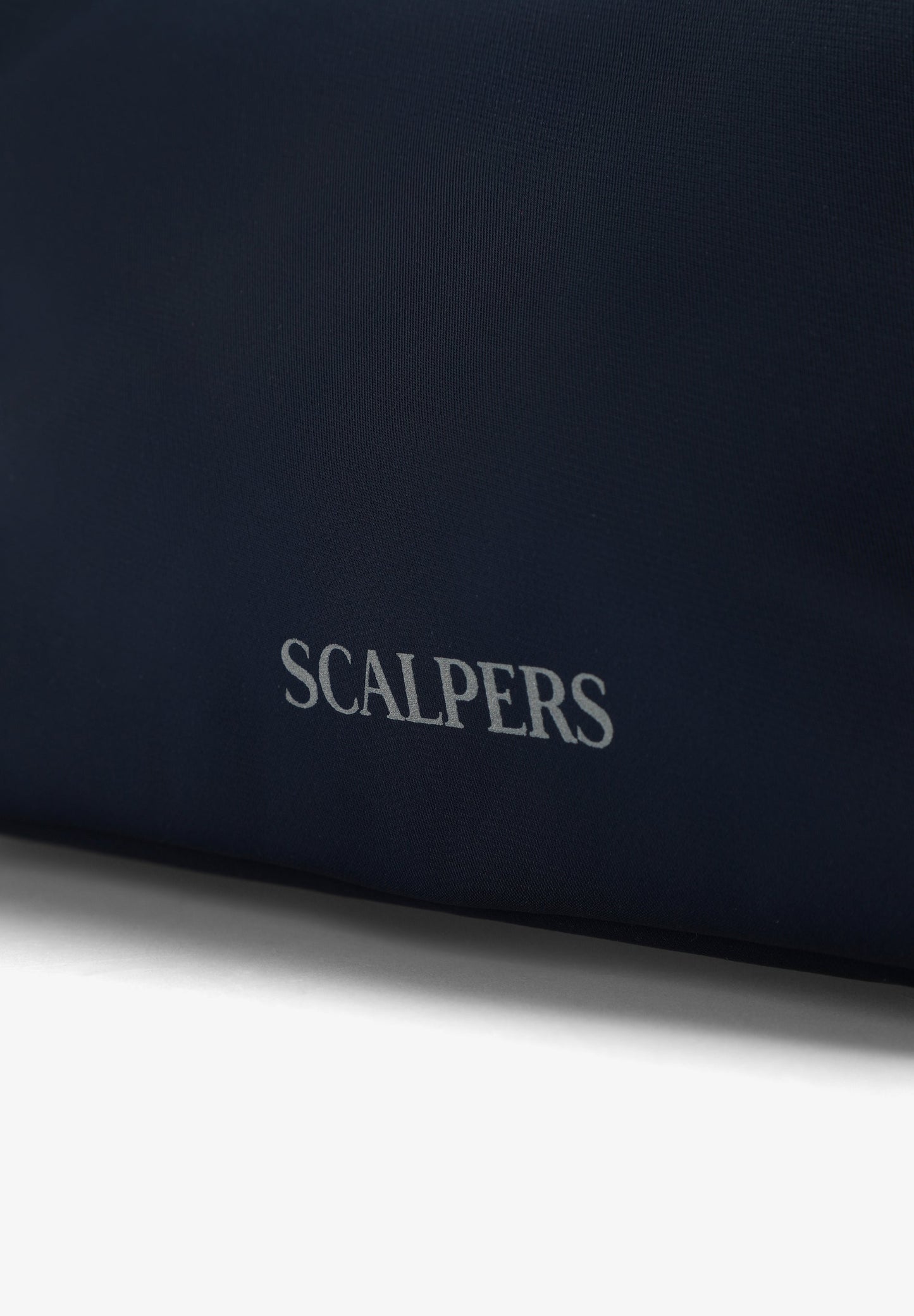 TRAVEL TOILETRY BAG IN TECHNICAL FABRIC