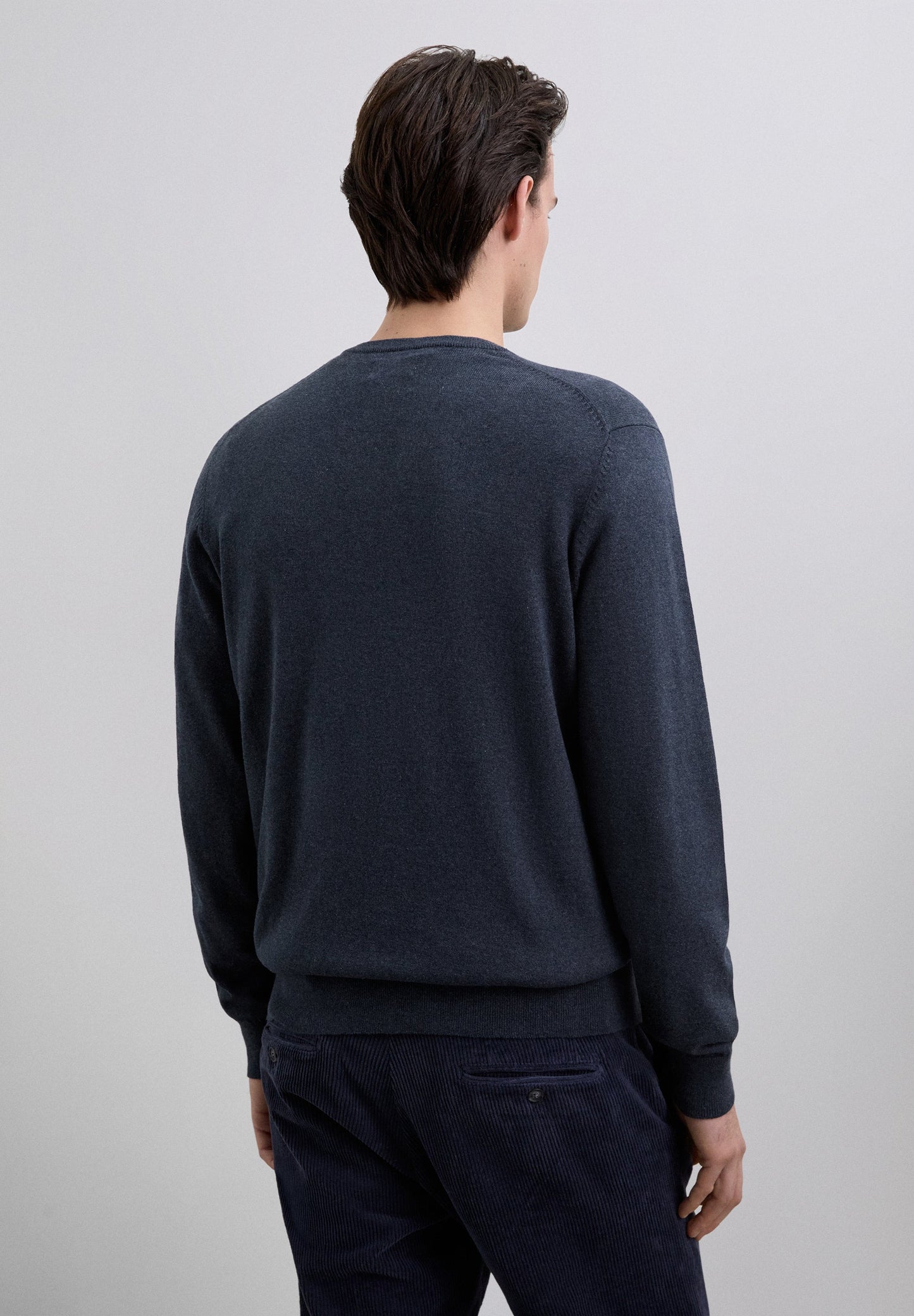 V-NECK SKULL SWEATER