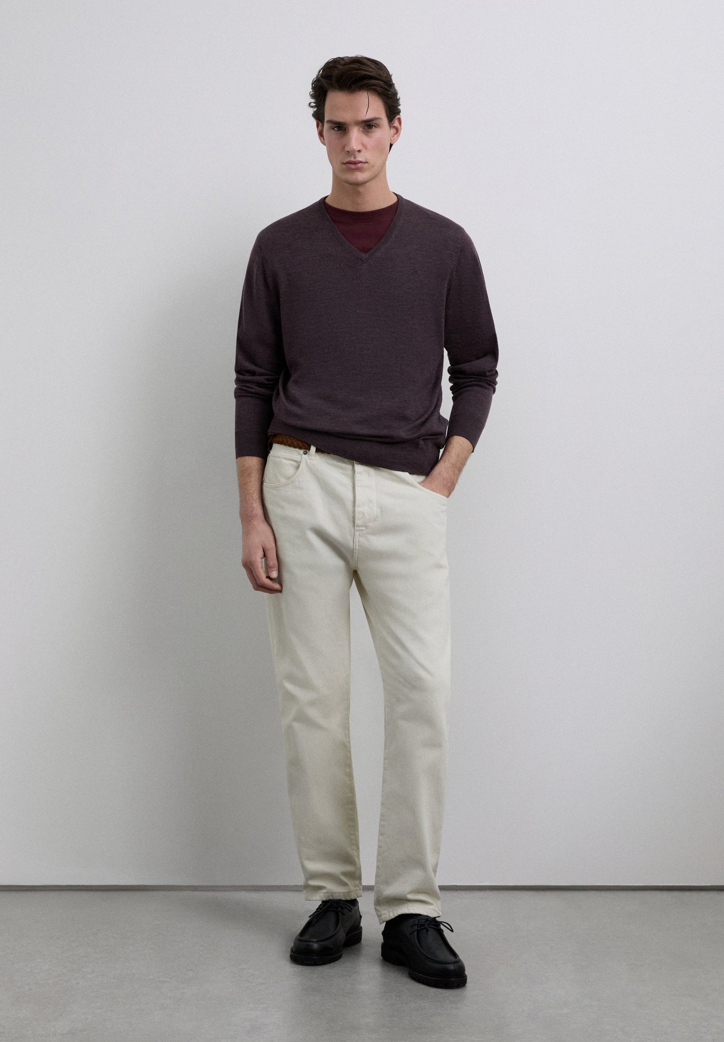 V-NECK WOOL SWEATER WITH SKULL