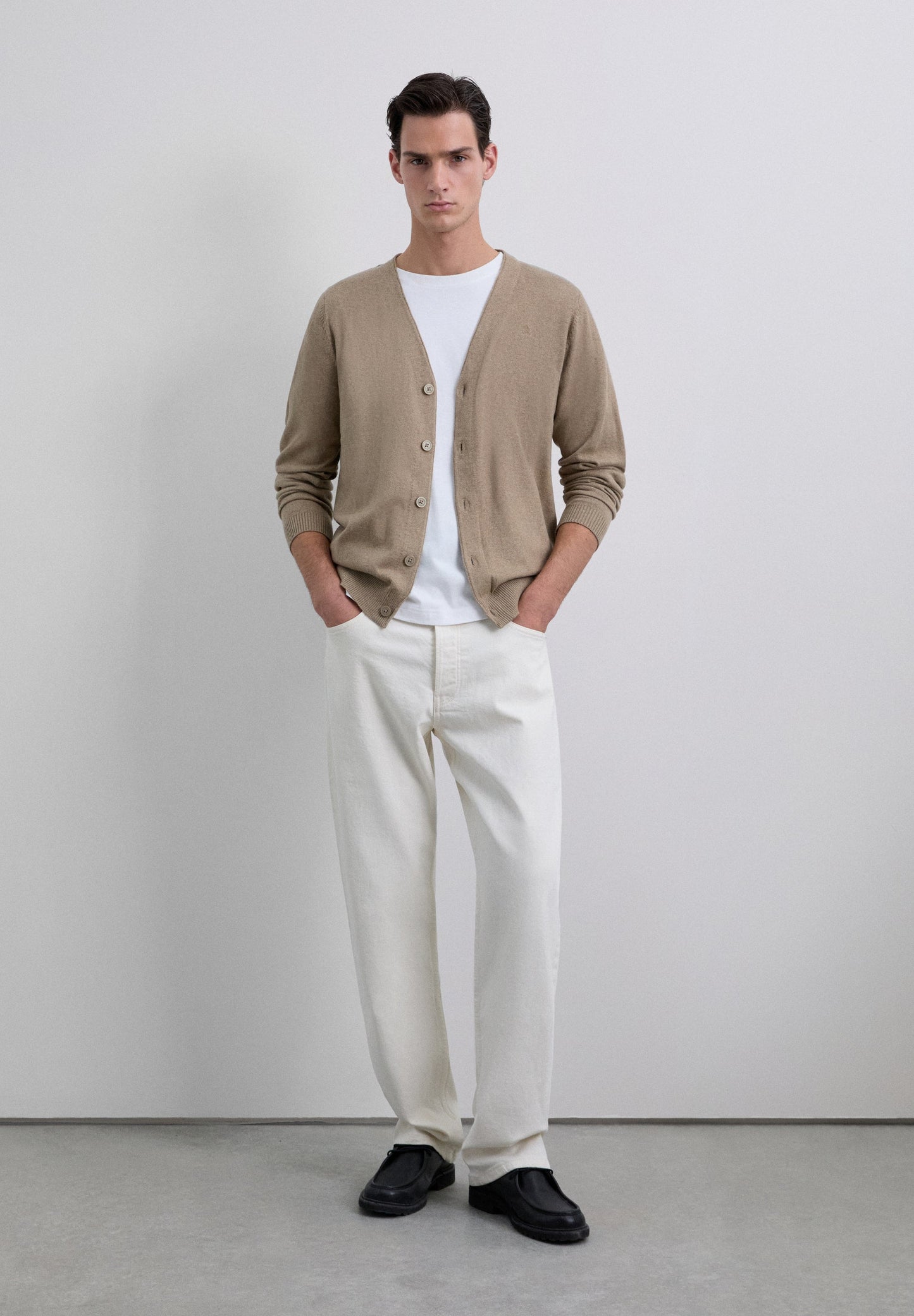 V-NECK CARDIGAN WITH SKULL