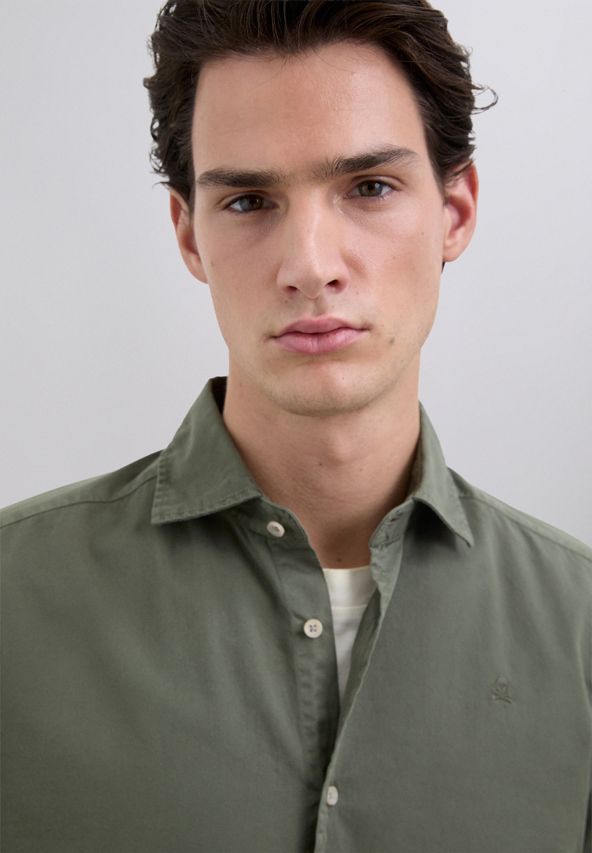 REGULAR FIT EMBROIDERED SHIRT