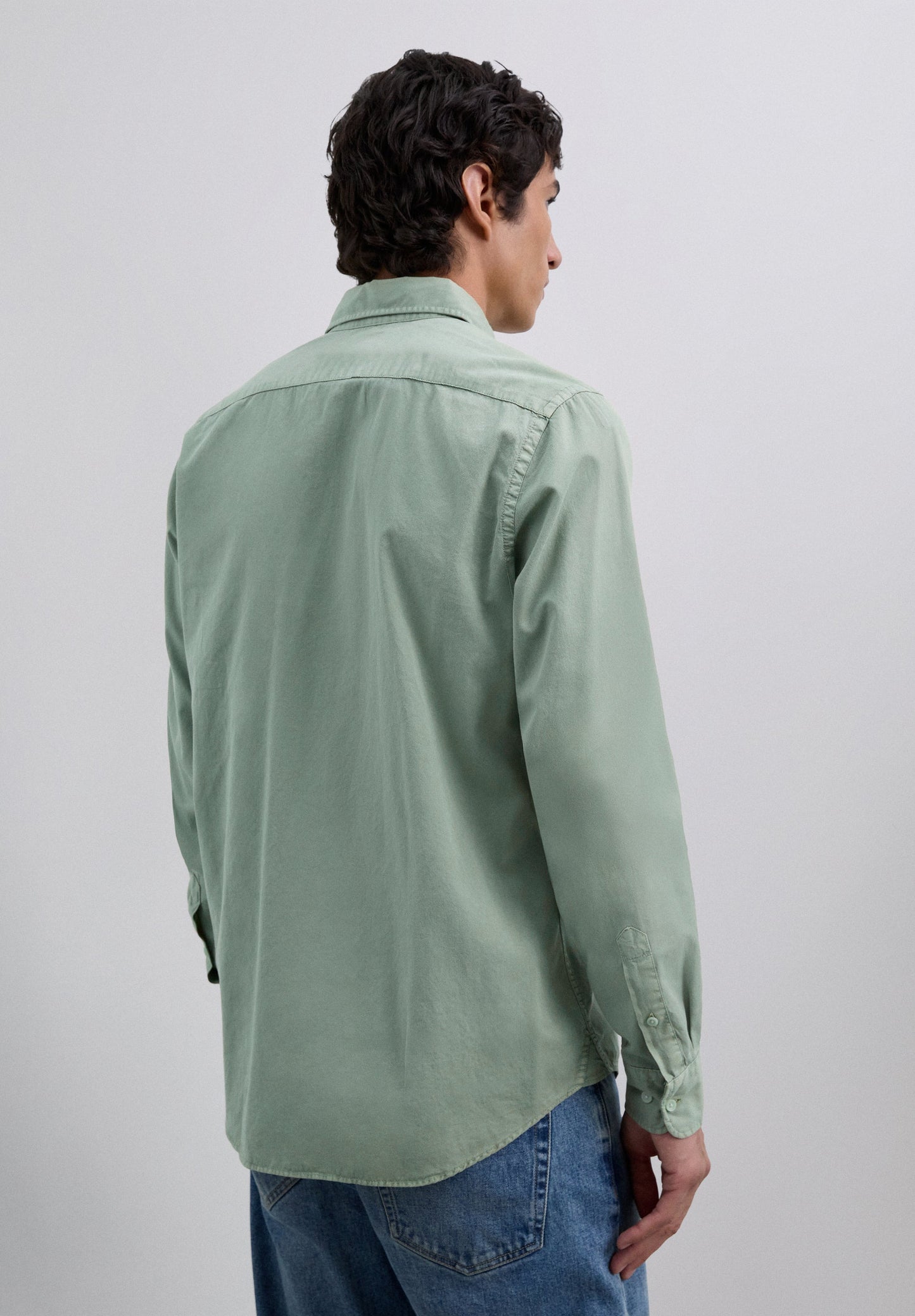 REGULAR FIT EMBROIDERED SHIRT