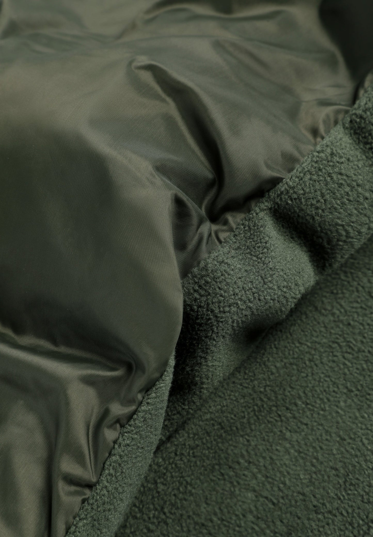 TECHNICAL FABRIC & FLEECE SCARF