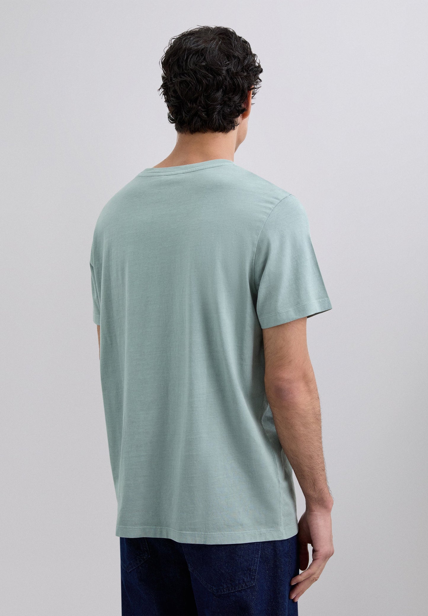 T-SHIRT WITH MATCHING EMBROIDERED SKULL