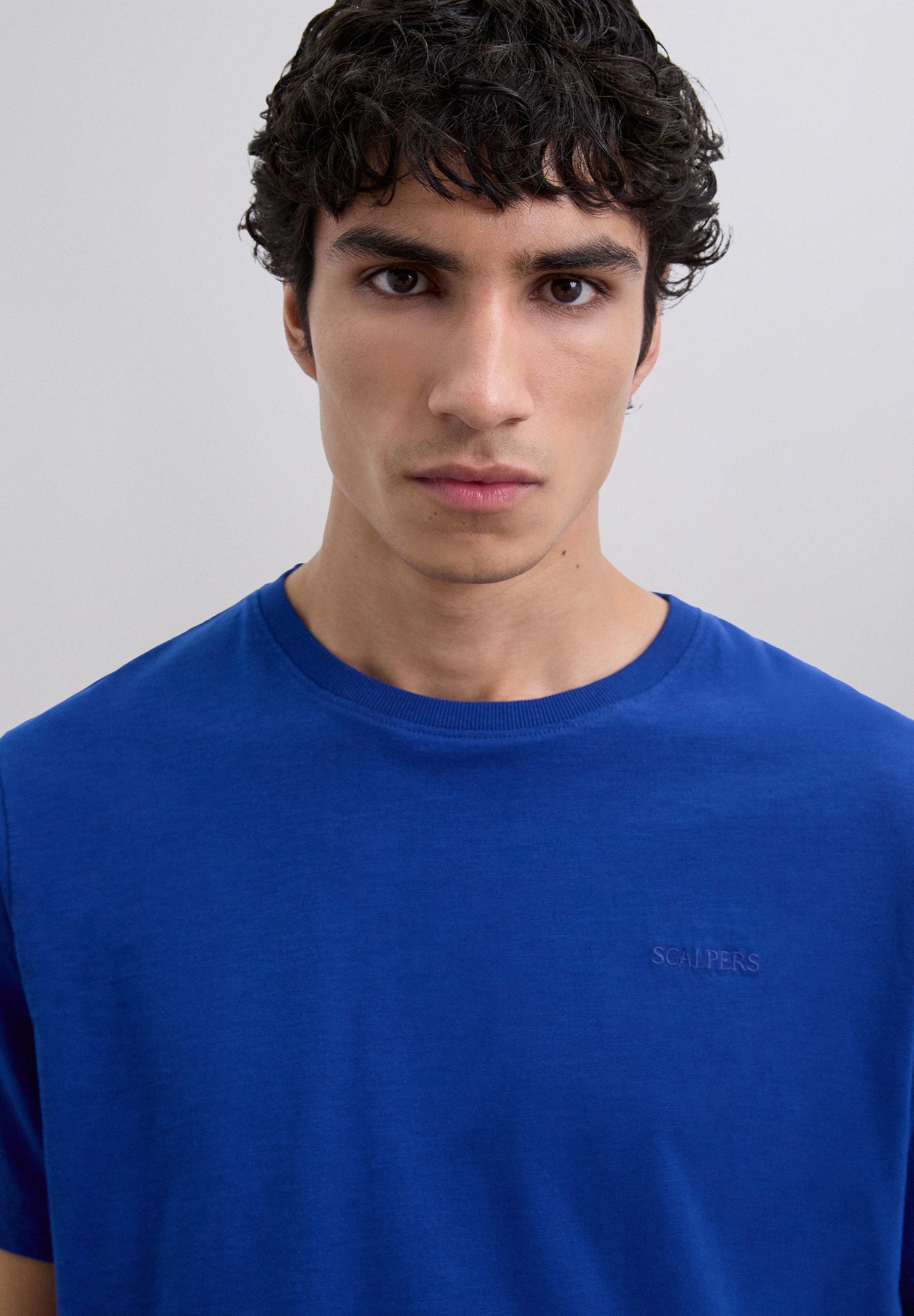 FADED EMBROIDERED T-SHIRT