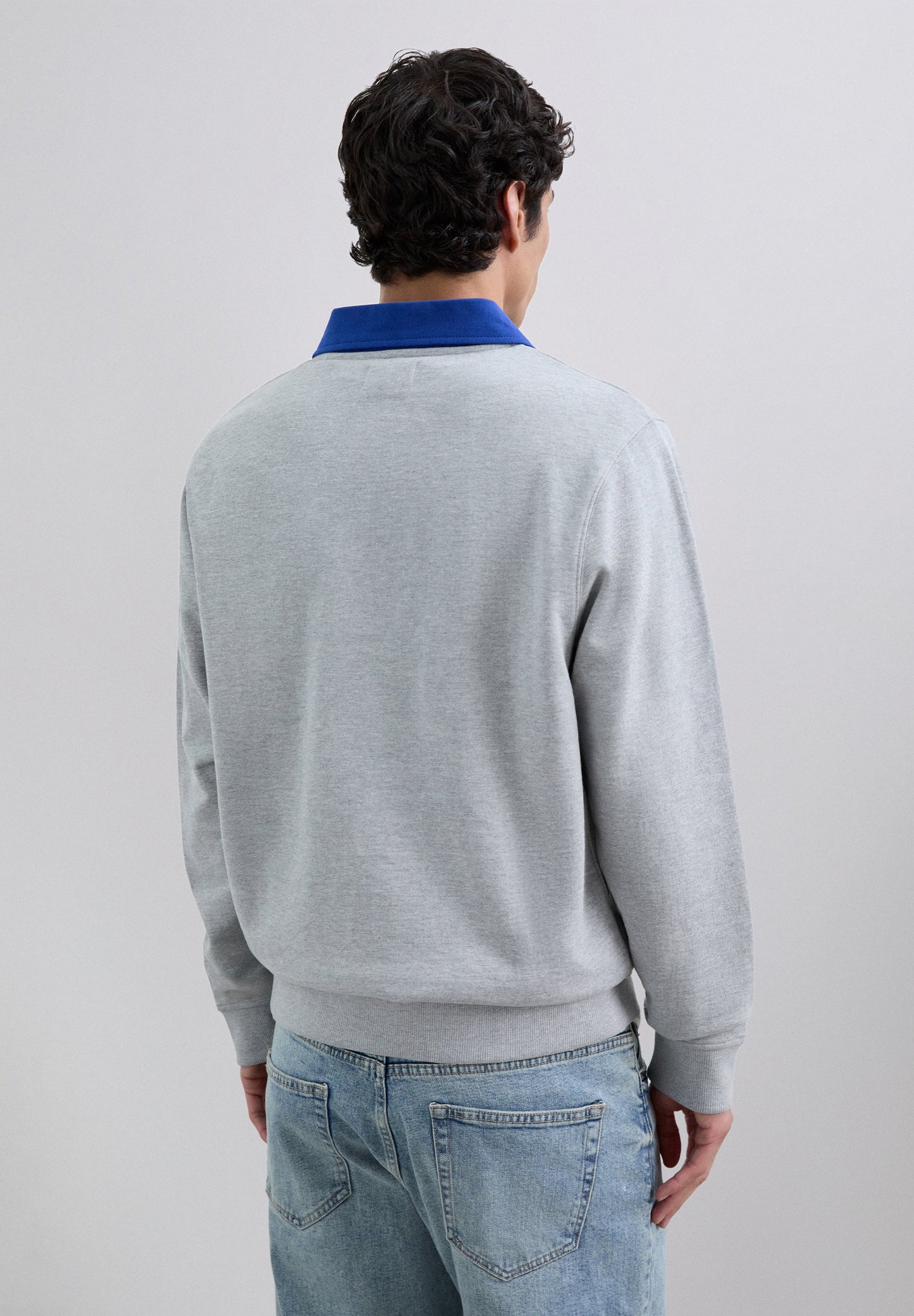 EMBROIDERED SWEATSHIRT WITH ZIP