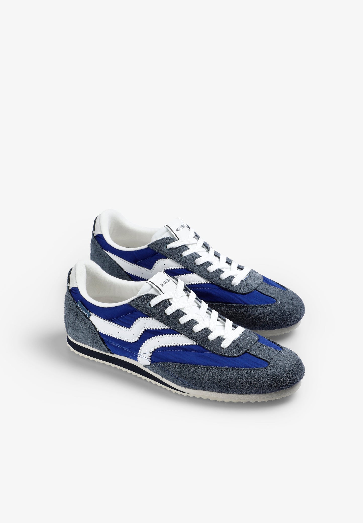 RETRO SNEAKERS
