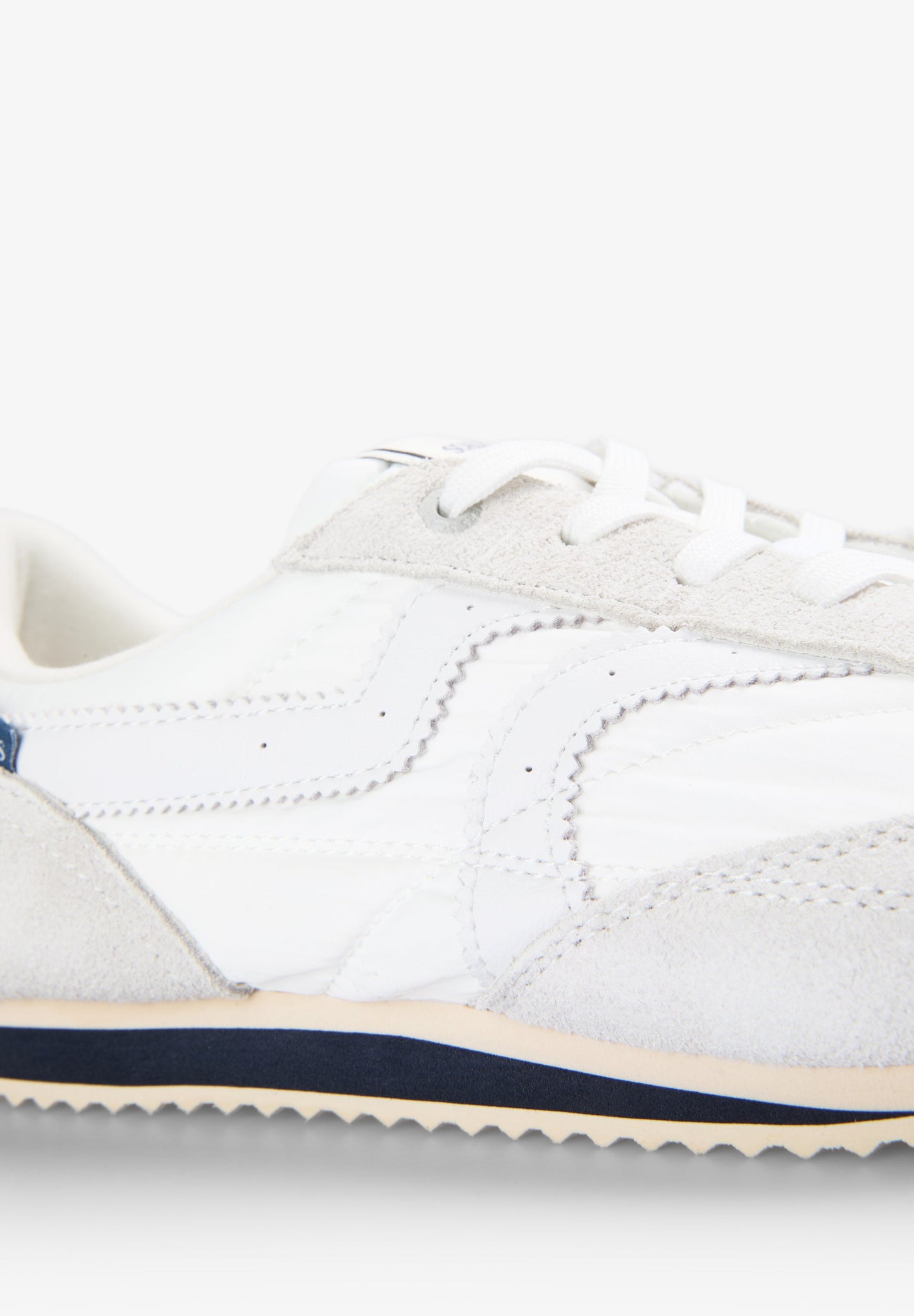 SNEAKERS ESTILO RETRO - Scalpers