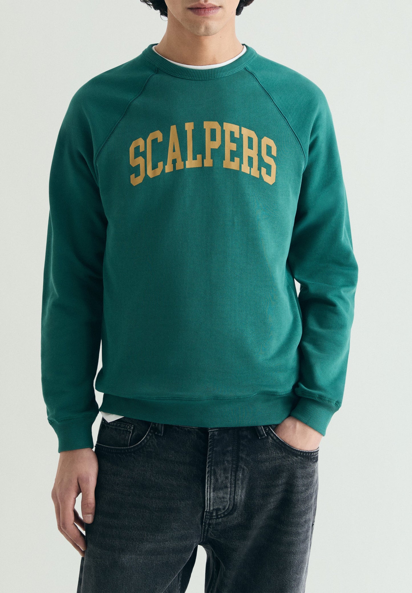VARISTY PRINT SWEATSHIRT
