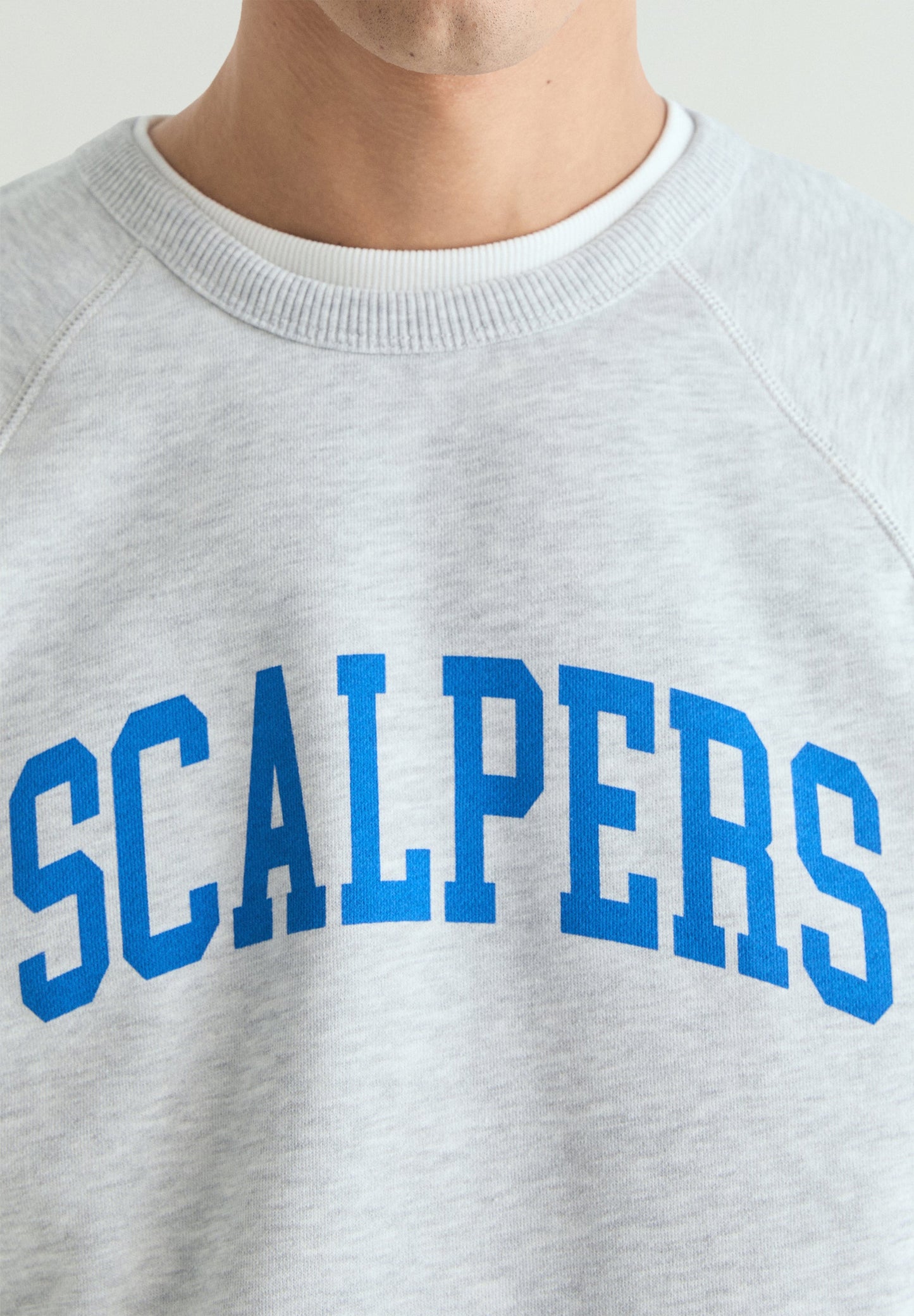 VARISTY PRINT SWEATSHIRT