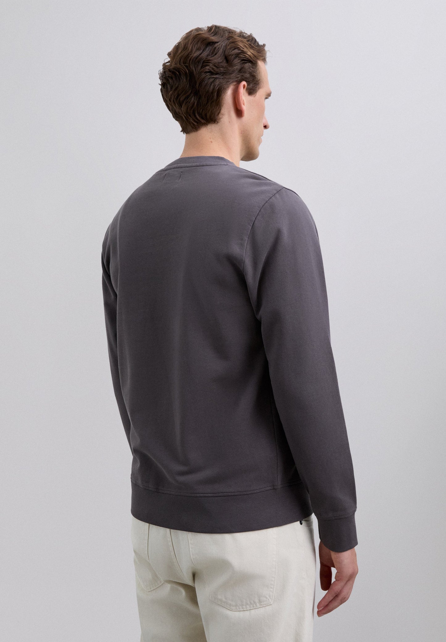 SWEATSHIRT WITH EMBROIDERED SKULL