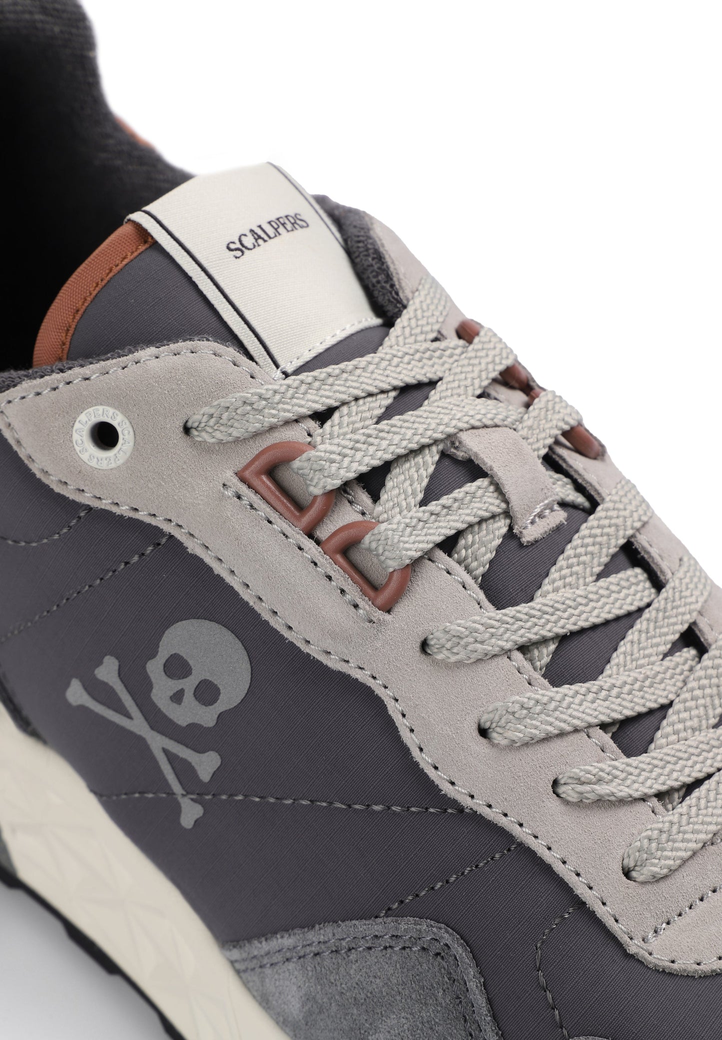 SNEAKERS CALAVERA ANTE - Scalpers