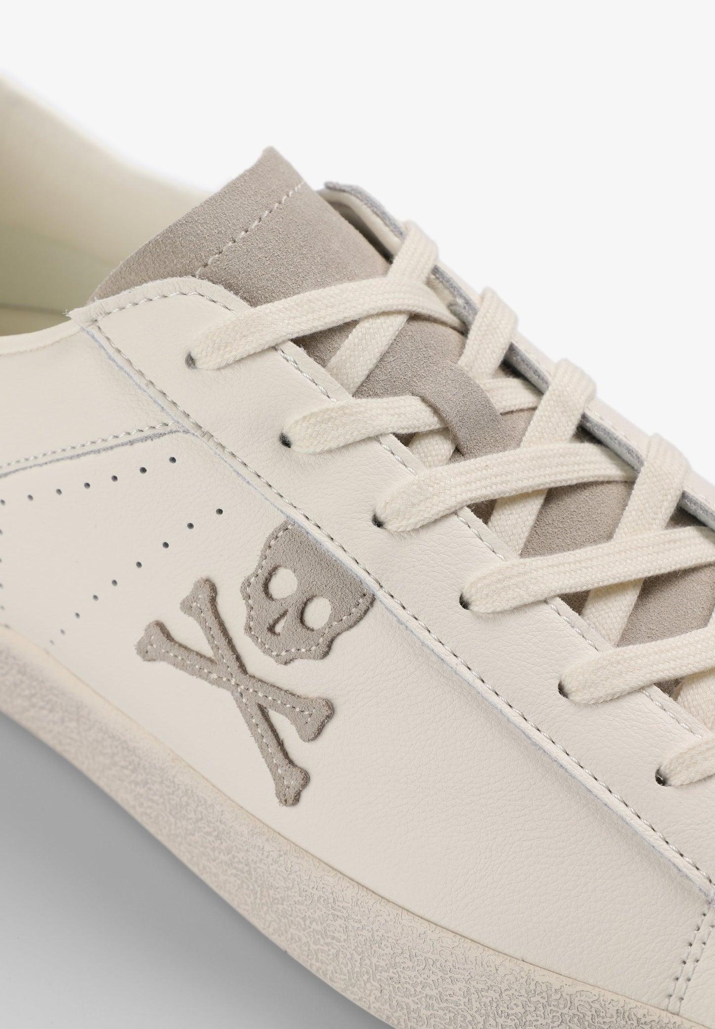 LEATHER SKULL SNEAKERS