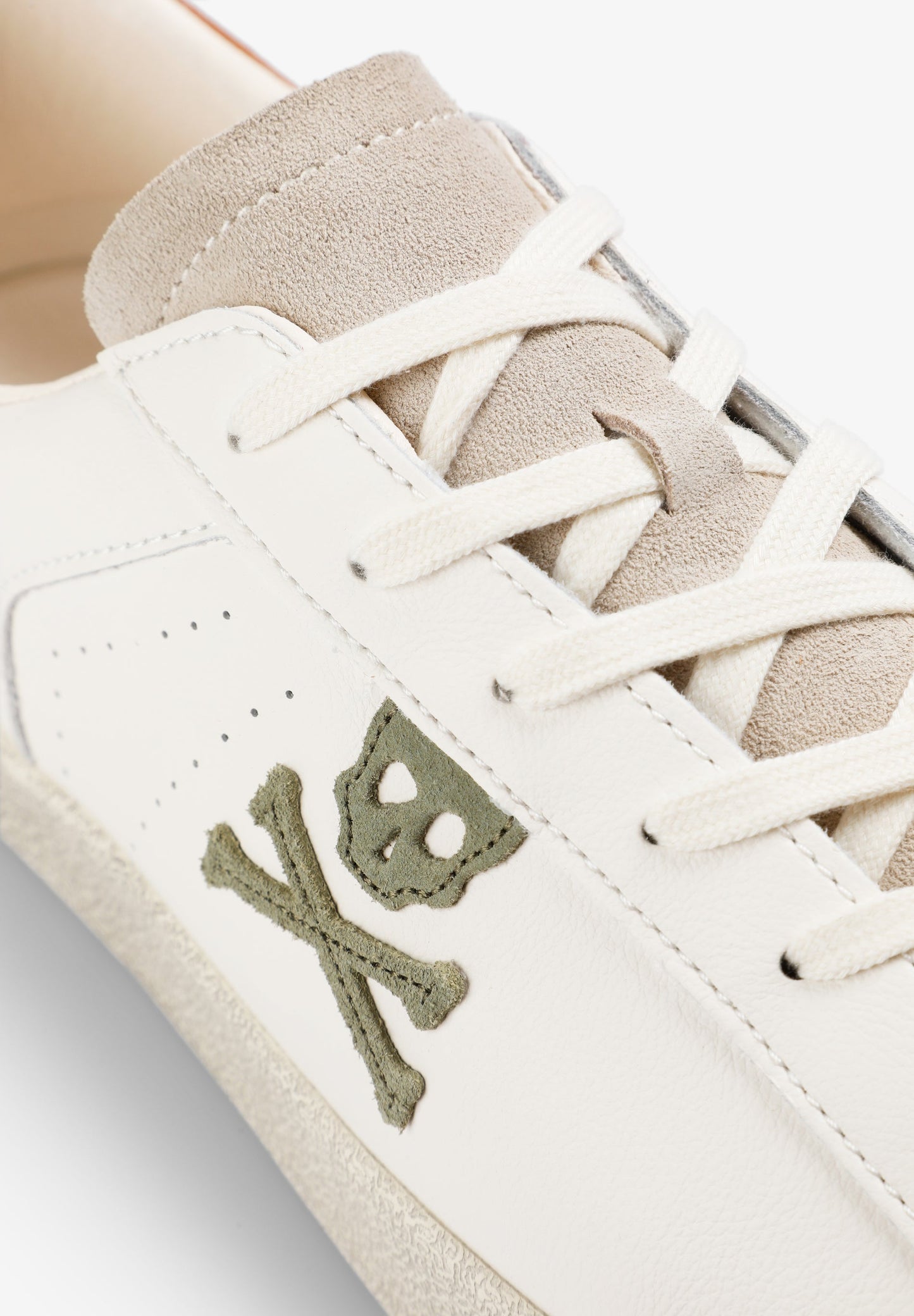 LEATHER SKULL SNEAKERS