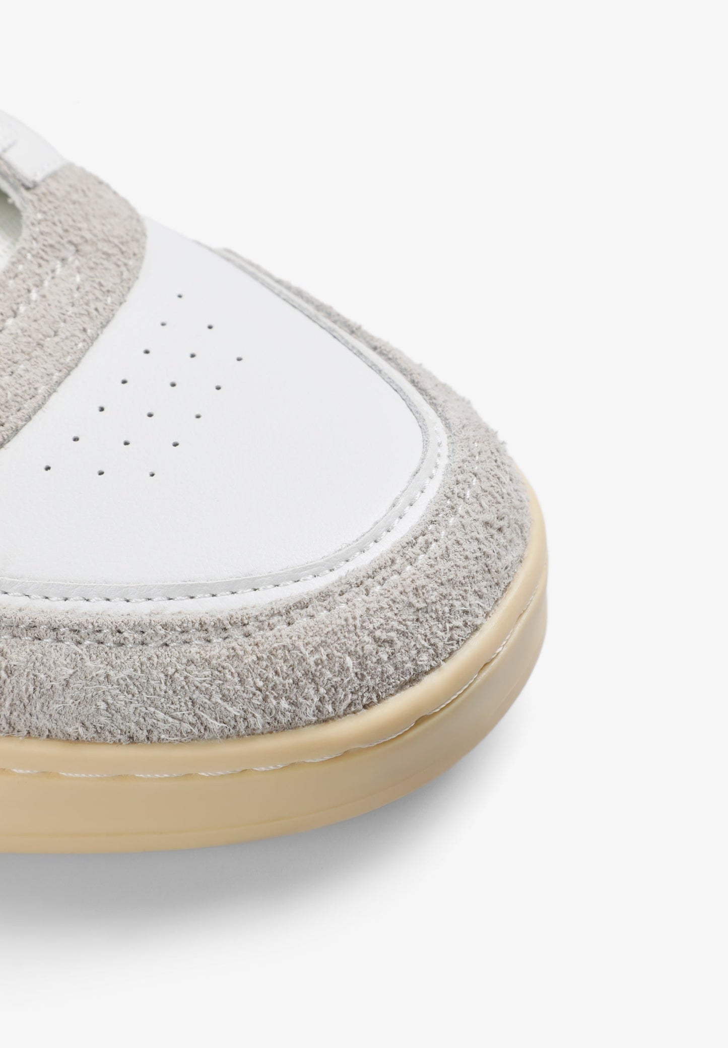 LEATHER SKULL SNEAKERS