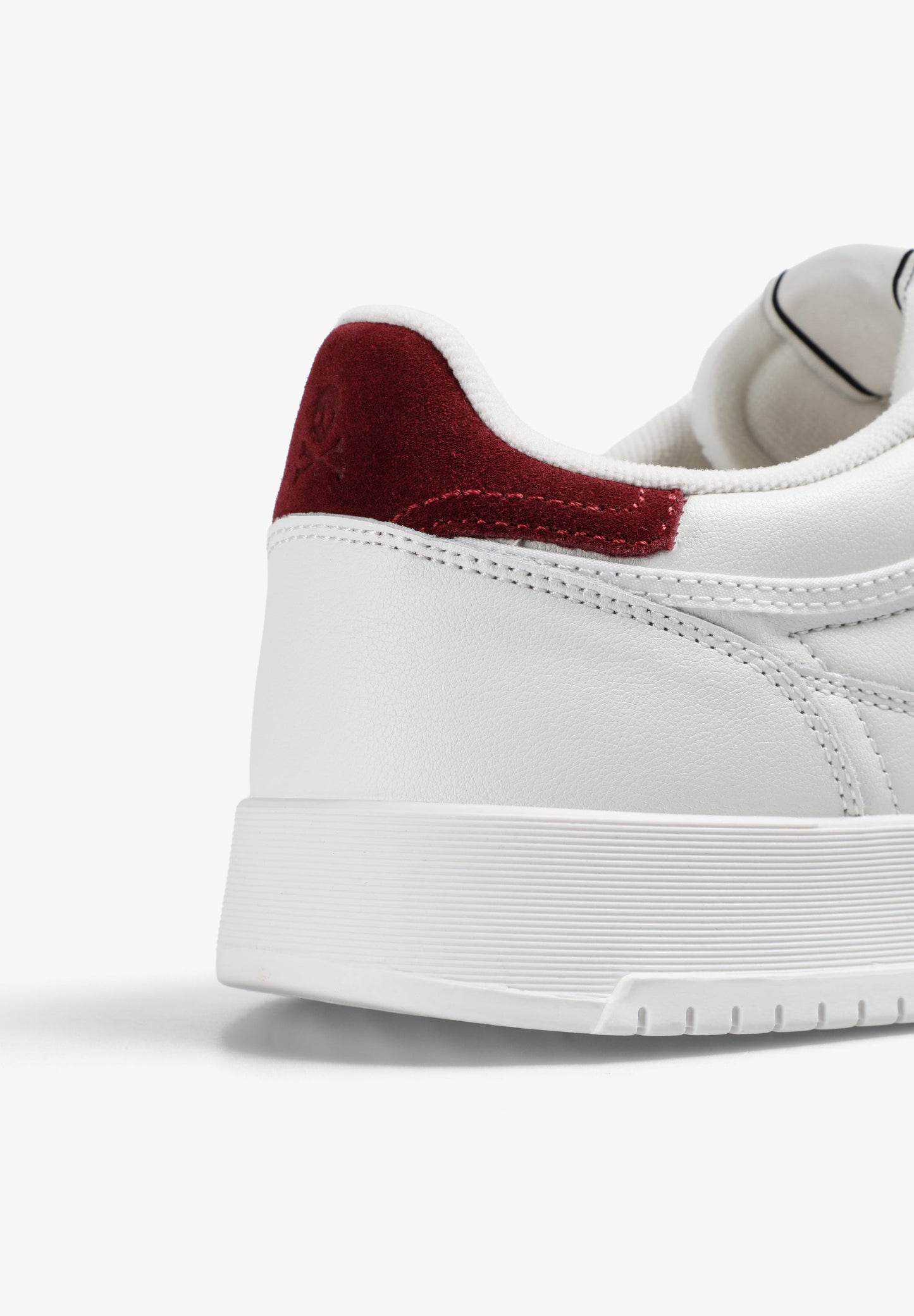 SNEAKERS CALAVERA PIEL - Scalpers