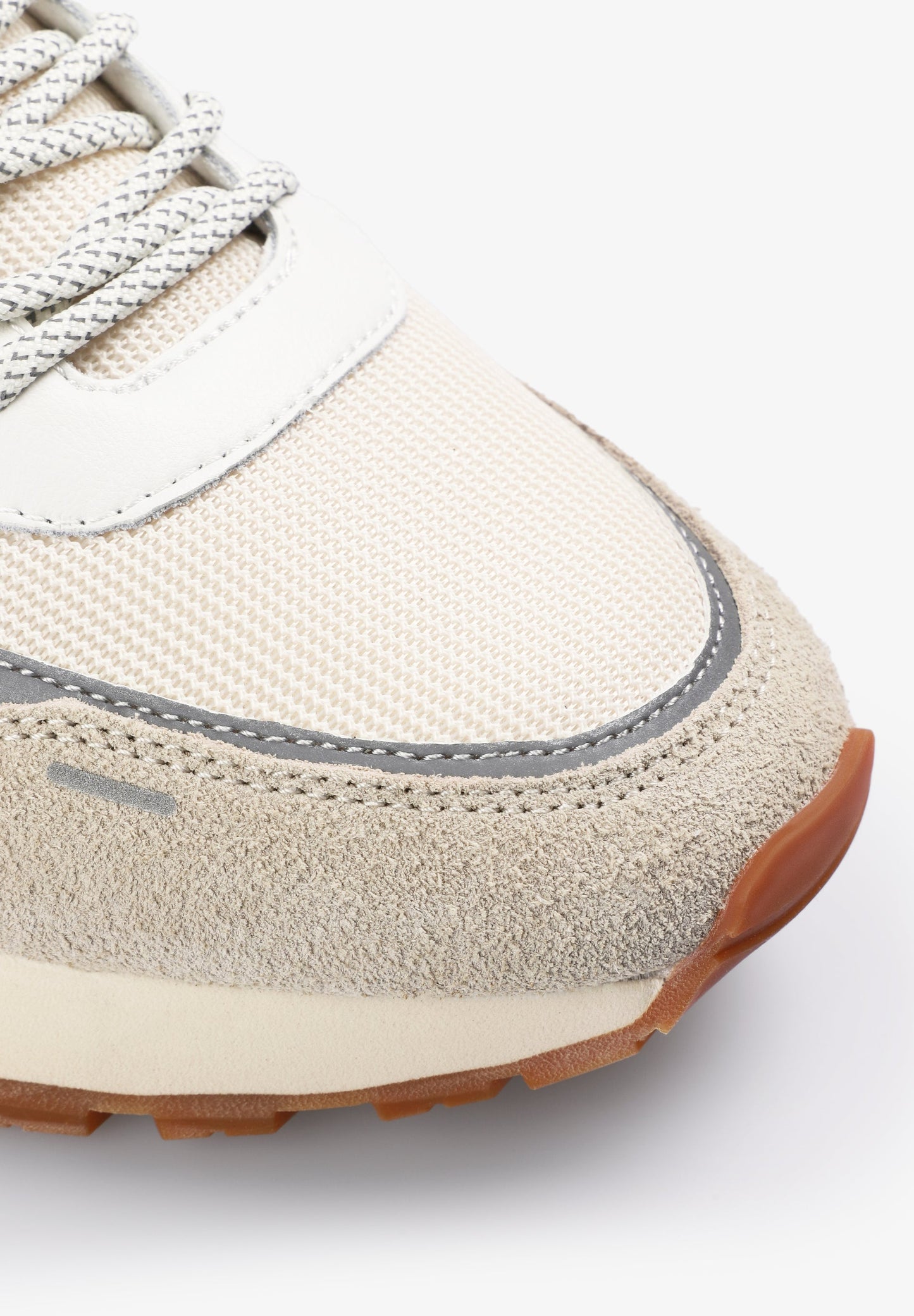 SNEAKERS WITH SIDE SKULL