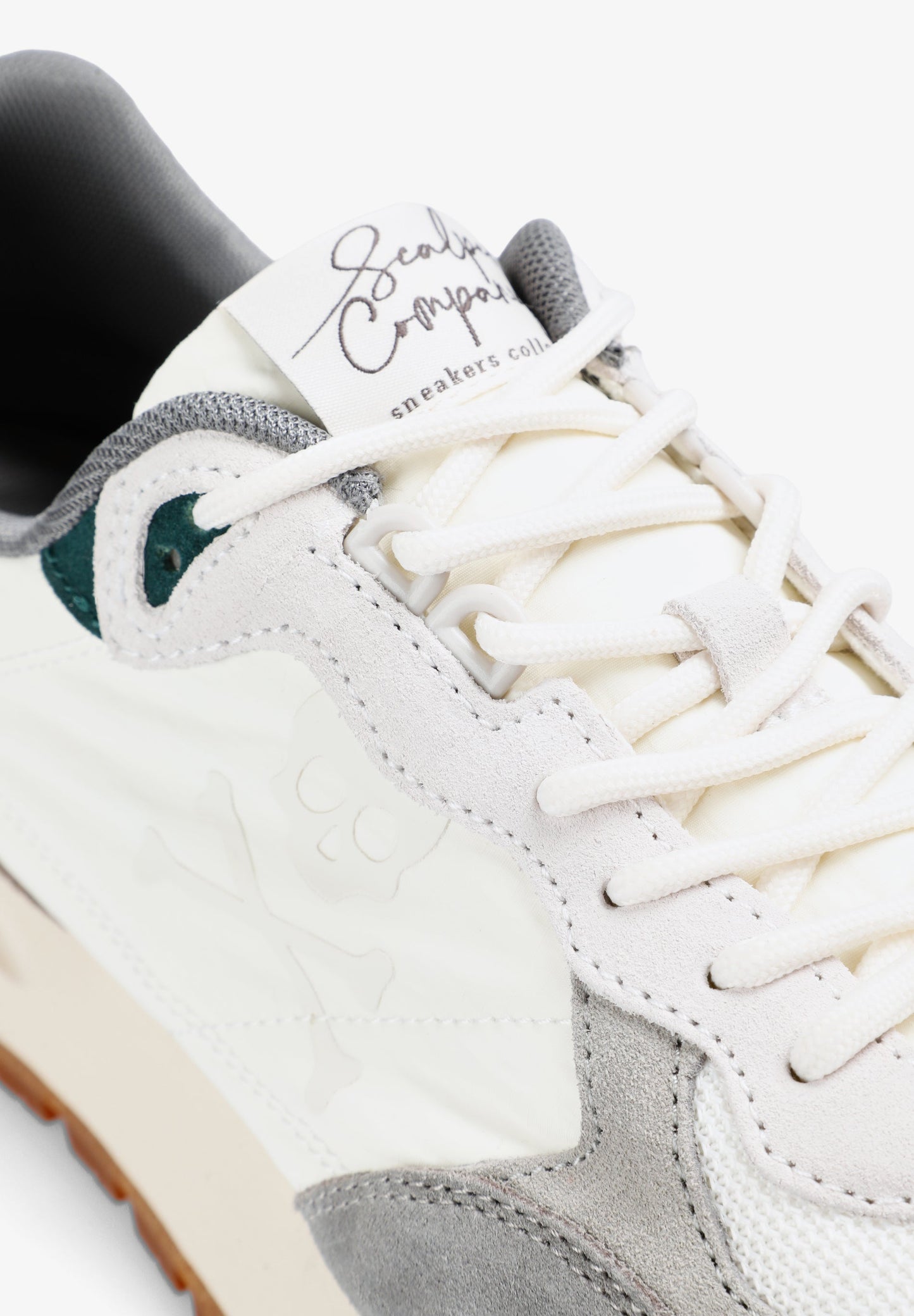 SNEAKERS WITH SIDE SKULL