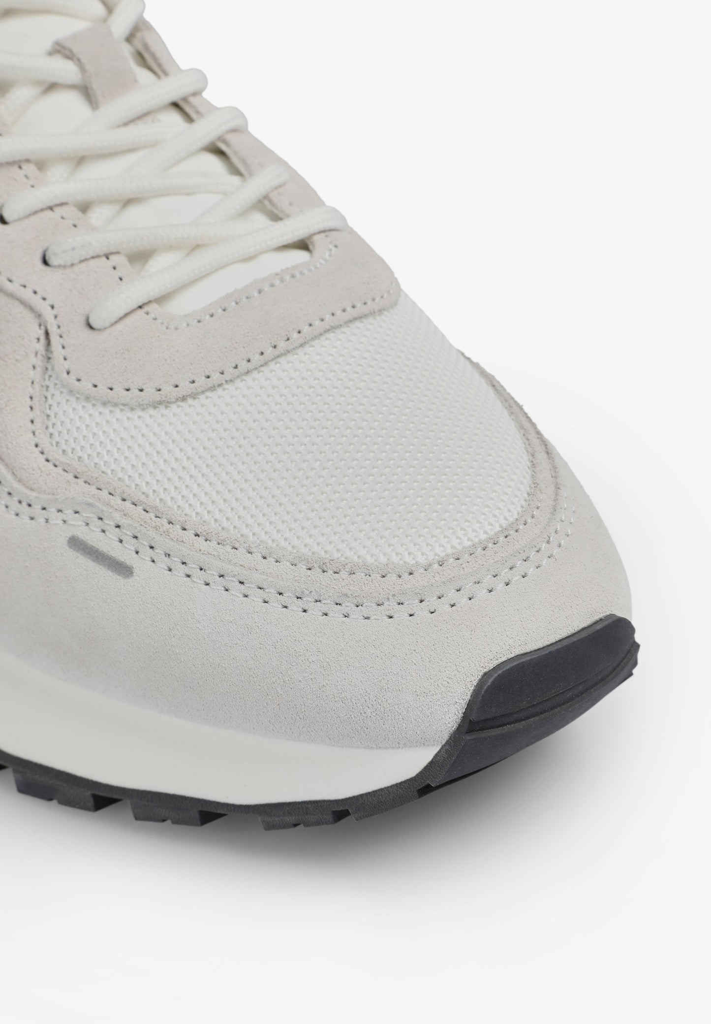 SNEAKERS WITH SIDE SKULL