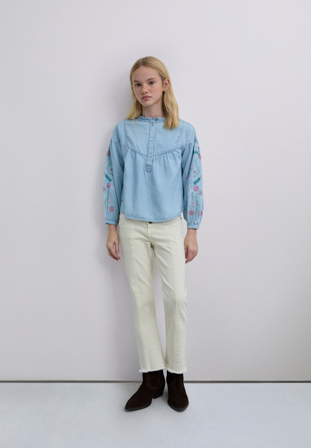 CAMISA FLORES MANGA ABULLONADA - Scalpers