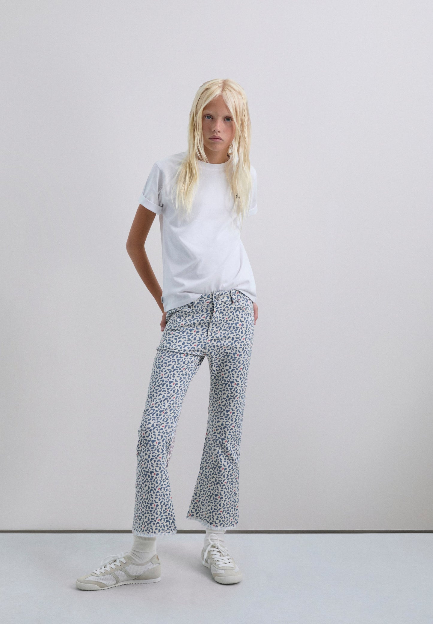 FLARED PRINTED TROUSERS