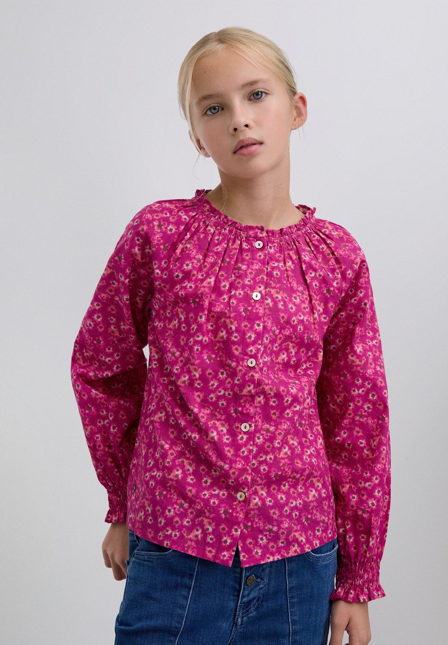 BLUSA ESTAMPADA FLORES - Scalpers