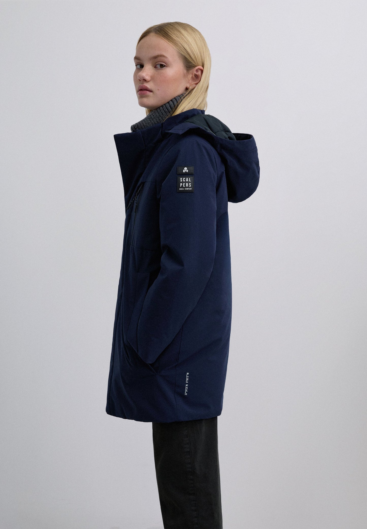 LONG PARKA WITH SIDE PATCH