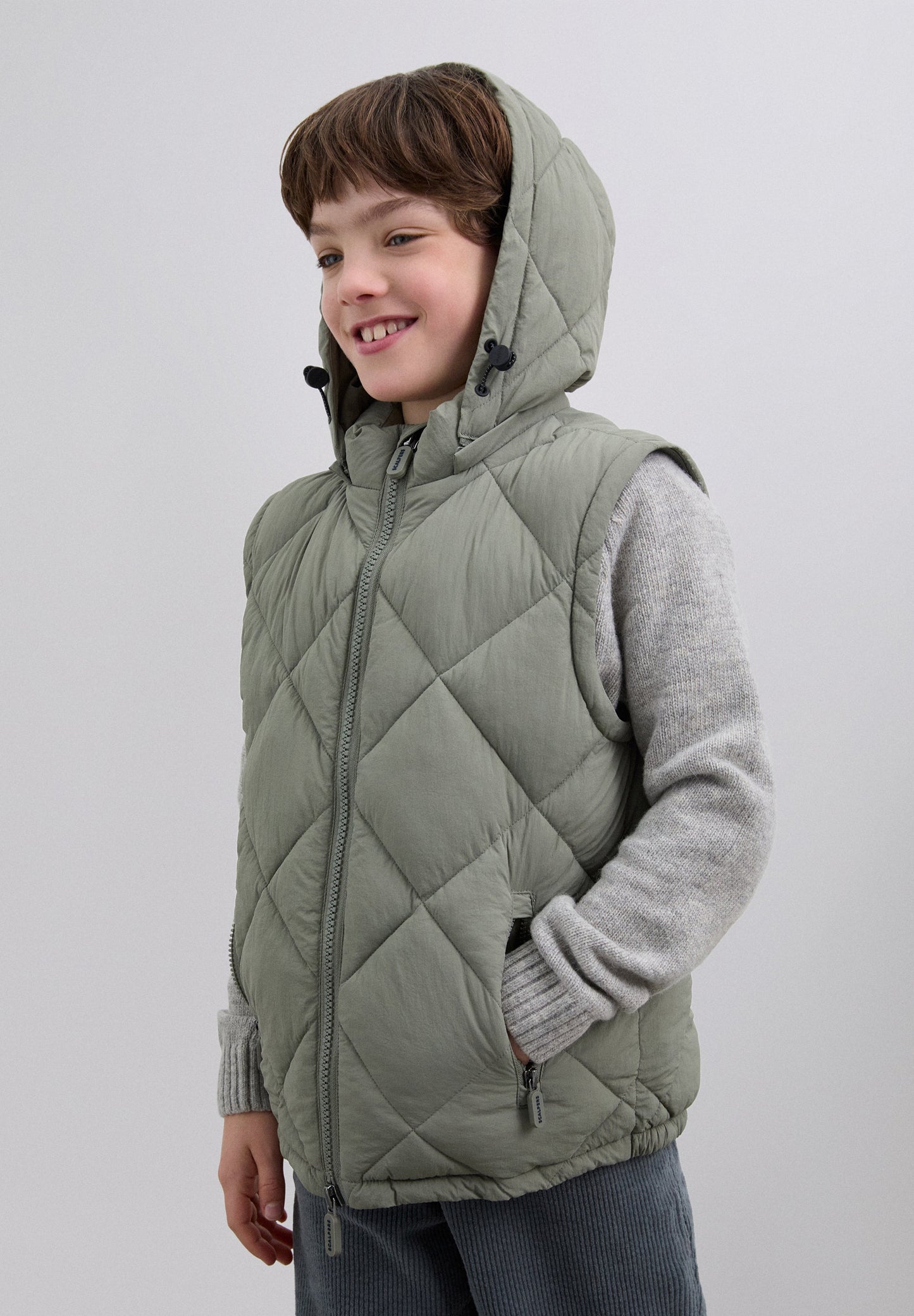 DETACHABLE QUILTED JACKET