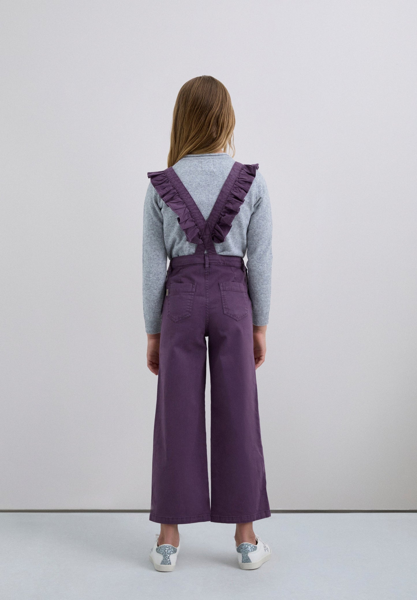 DUNGAREES WITH RUFFLES