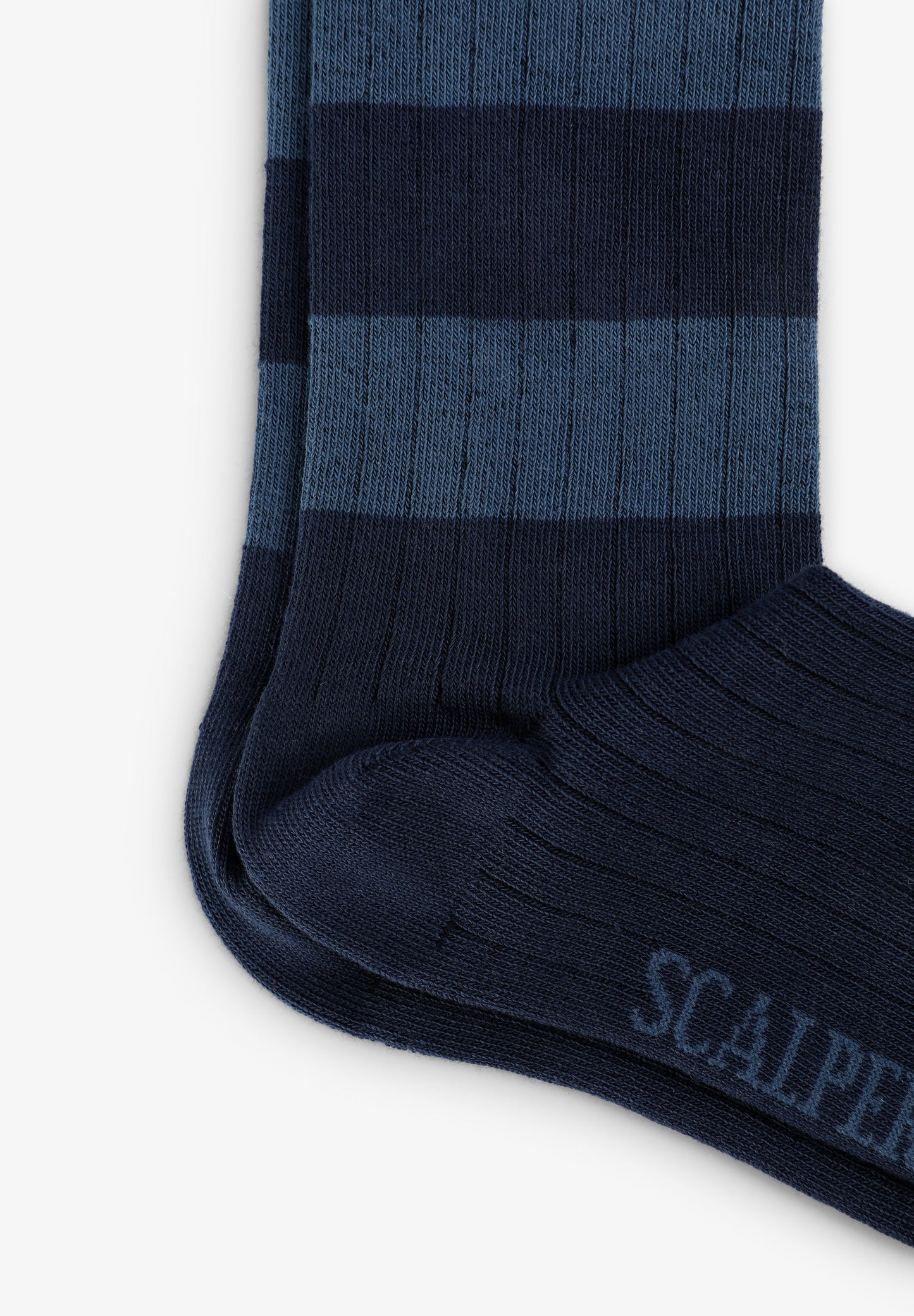 STRIPED SKULL SOCKS