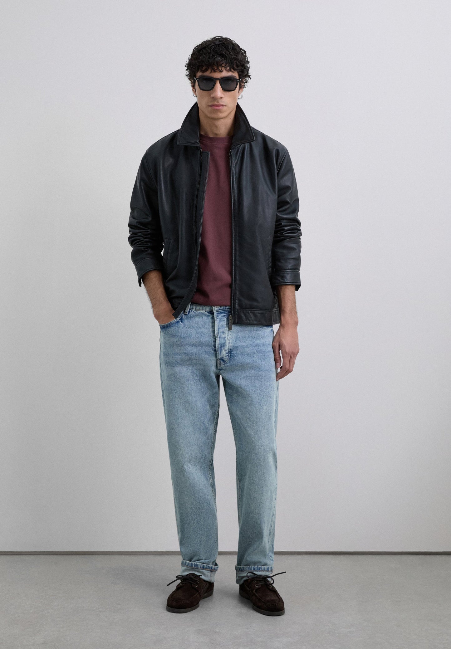 T-SHIRT WITH LOGO PRINT