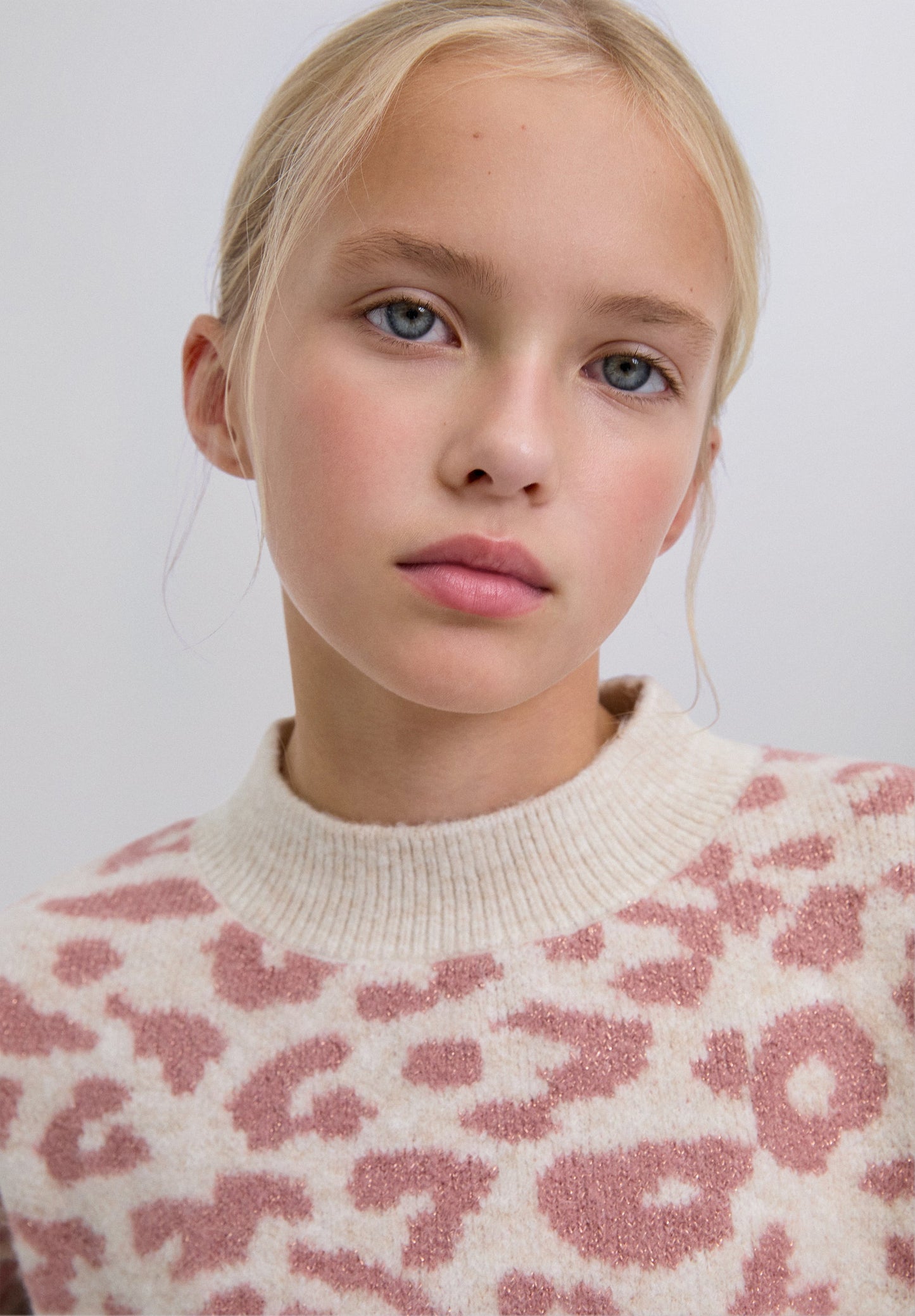 ANIMAL PRINT KNIT SWEATER