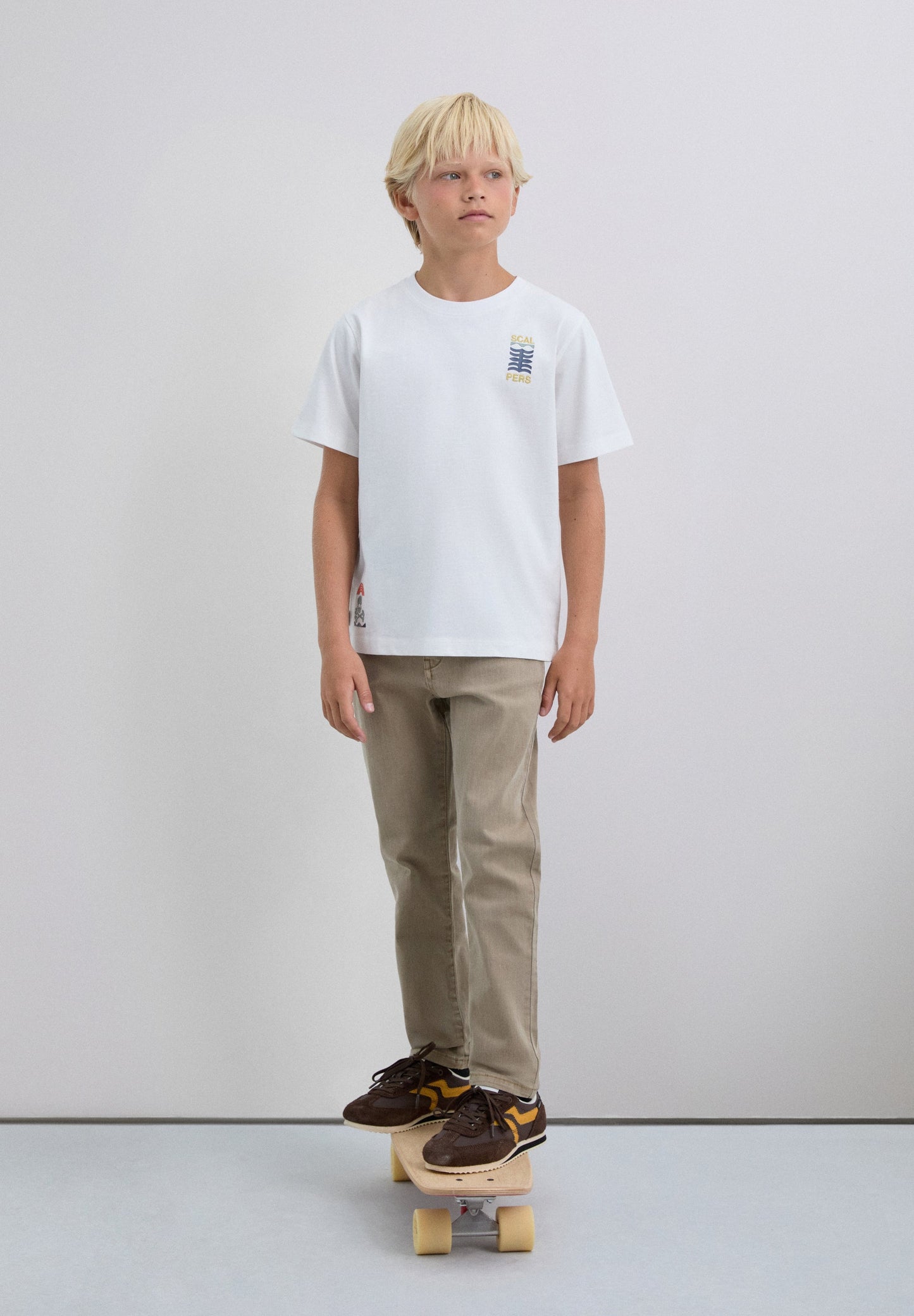 T-SHIRT WITH LOGO PRINT