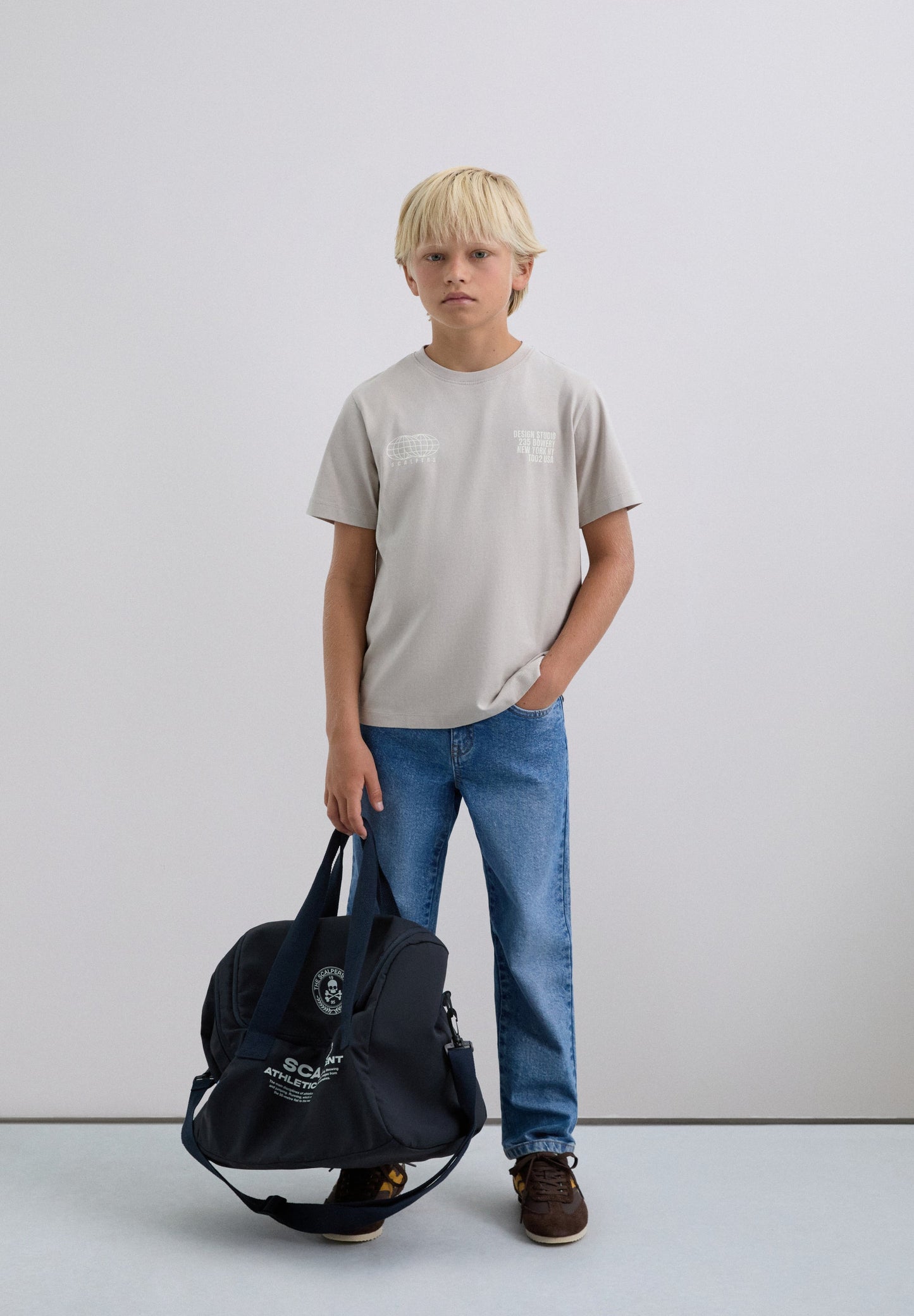 OFF LIMITS PRINT T-SHIRT