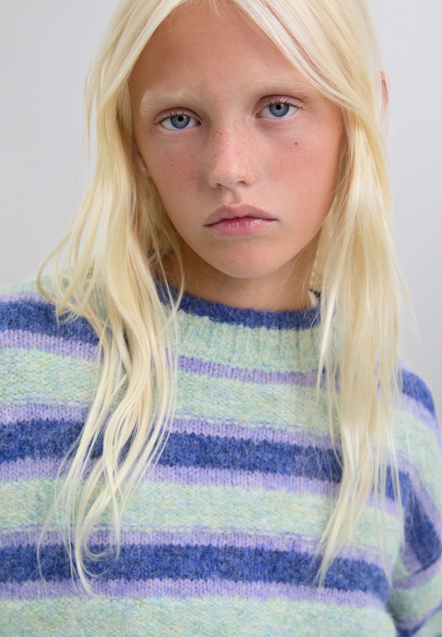 STRIPED KNIT SWEATER