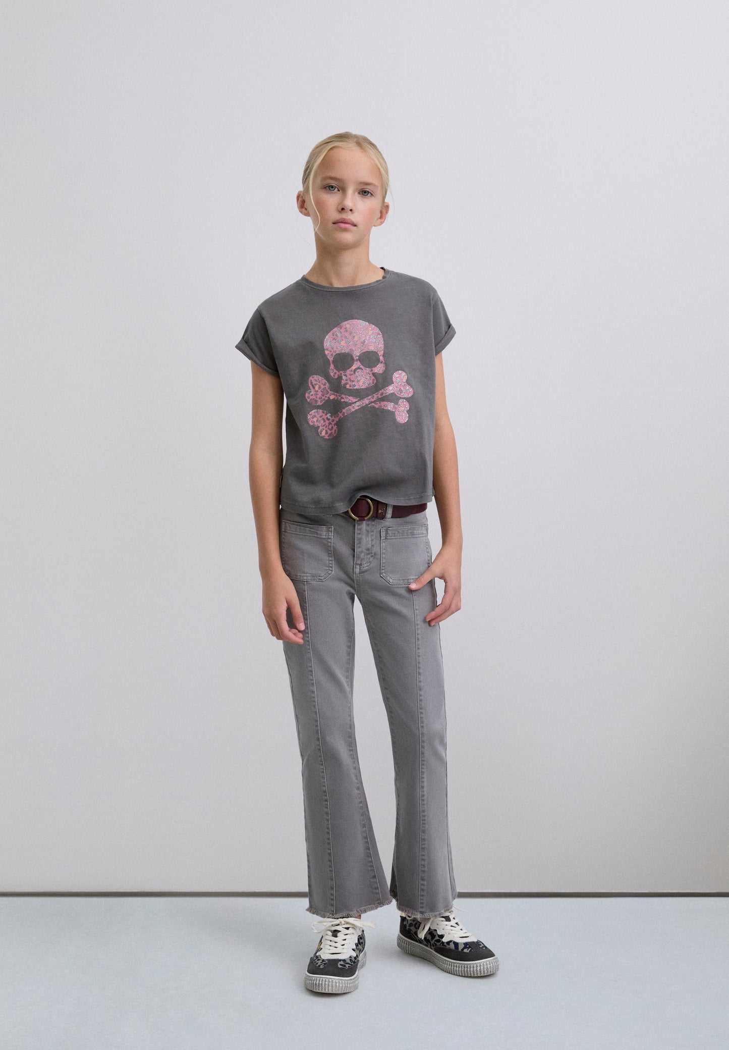 T-SHIRT WITH SKULL PRINT