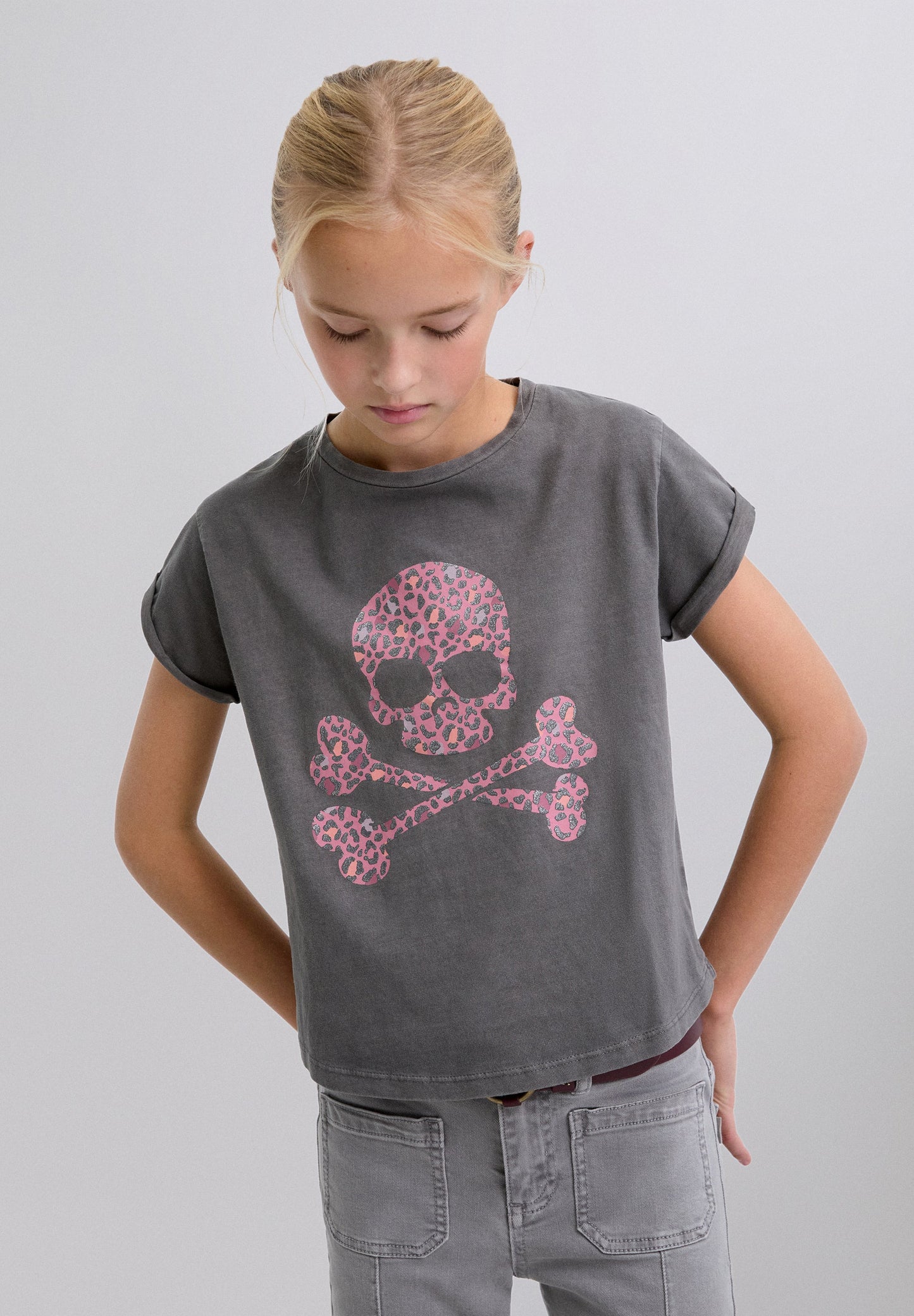 T-SHIRT WITH SKULL PRINT