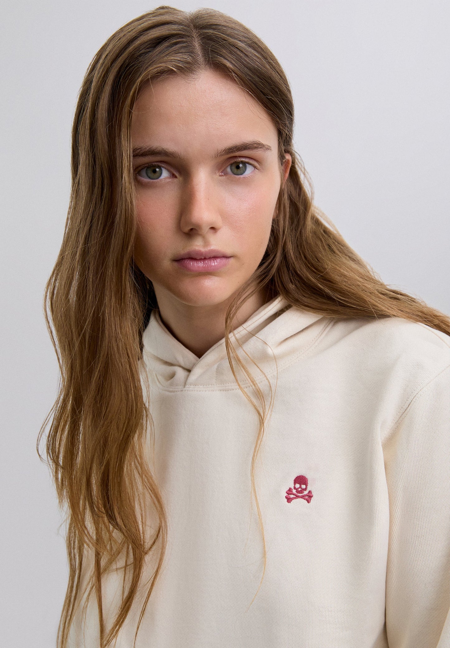 HOODIE WITH EMBROIDERED SKULL