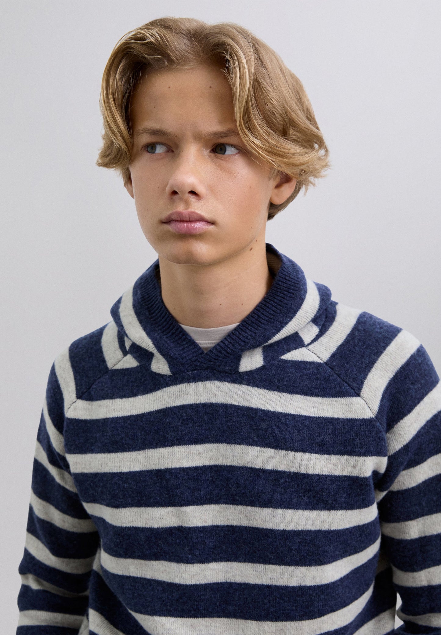 STRIPED KNIT SWEATER WITH SKULL