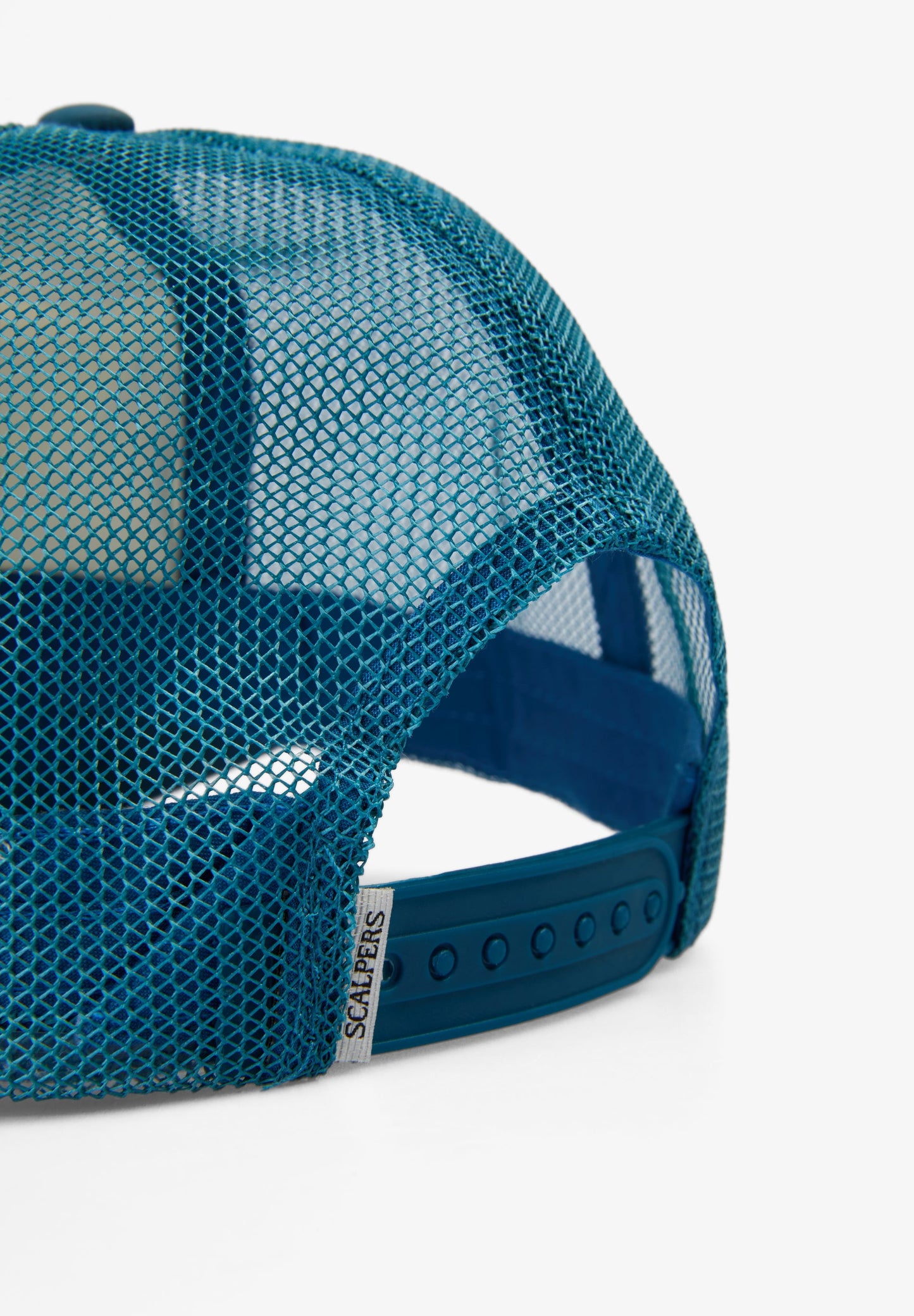 TRUCKER CAP WITH PATCH