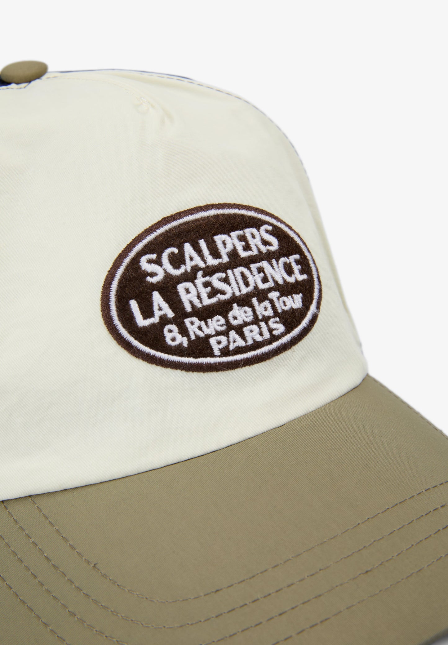 TRUCKER CAP WITH PATCH