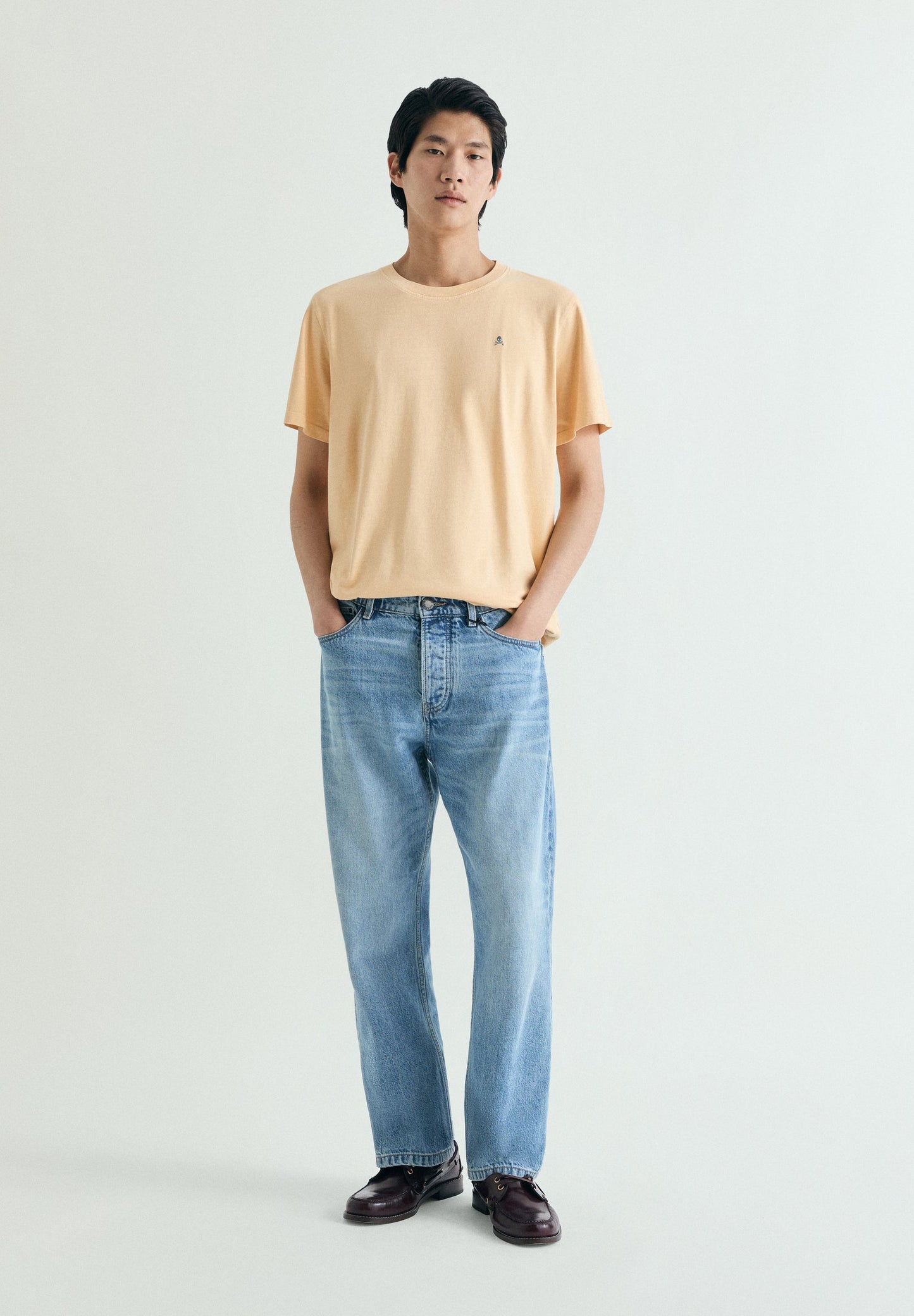 EMBROIDERED WASHED EFFECT T-SHIRT