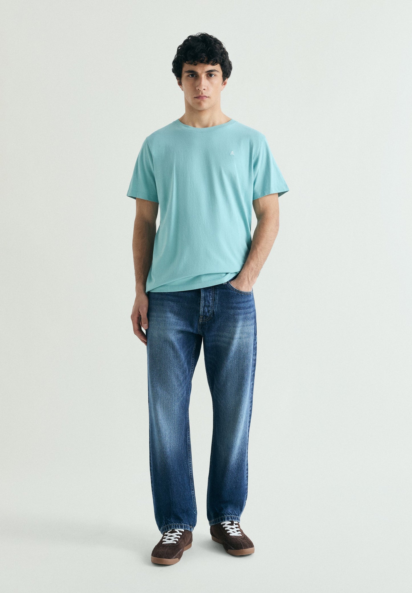 EMBROIDERED WASHED EFFECT T-SHIRT