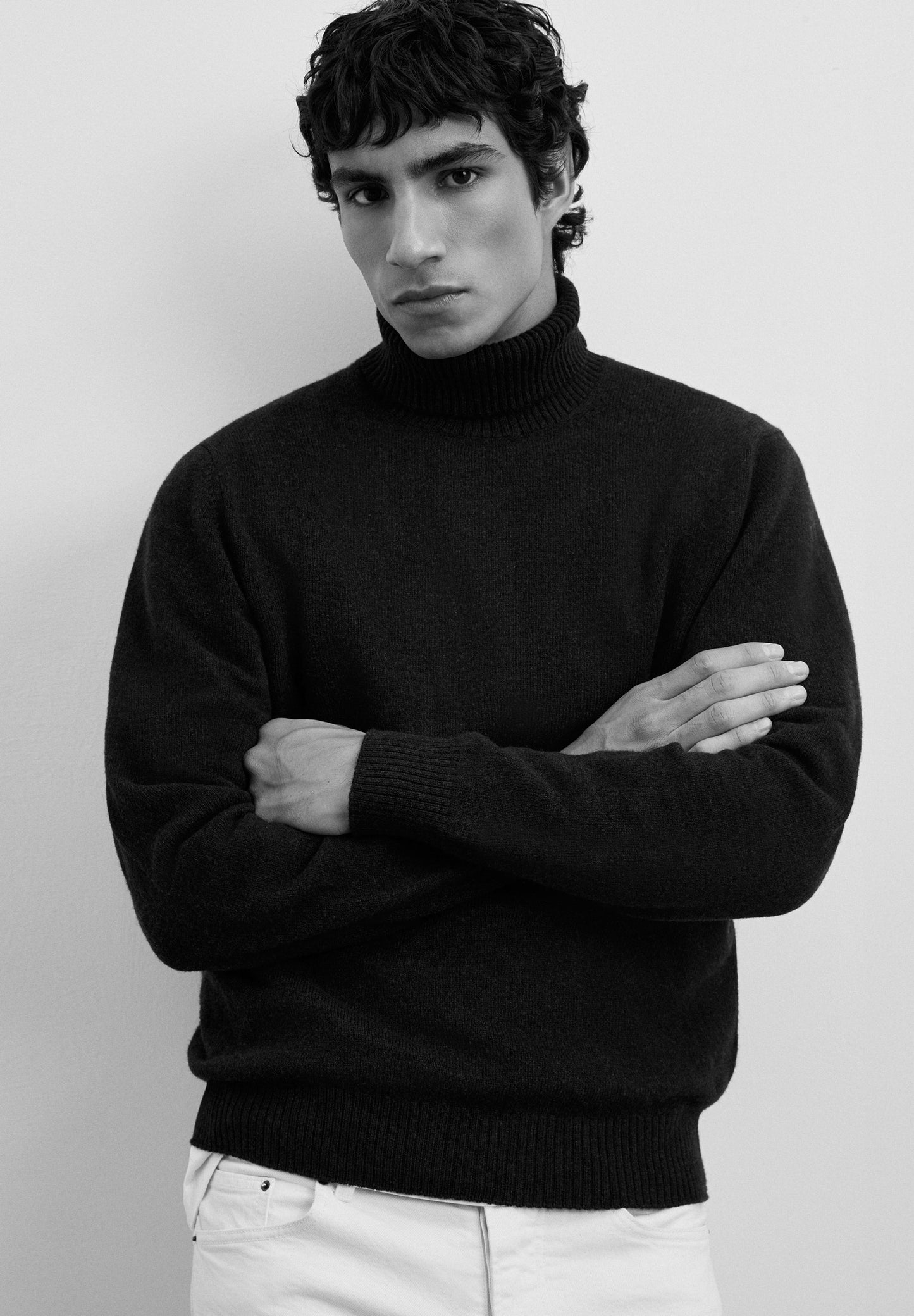 HIGH NECK WOOL SWEATER
