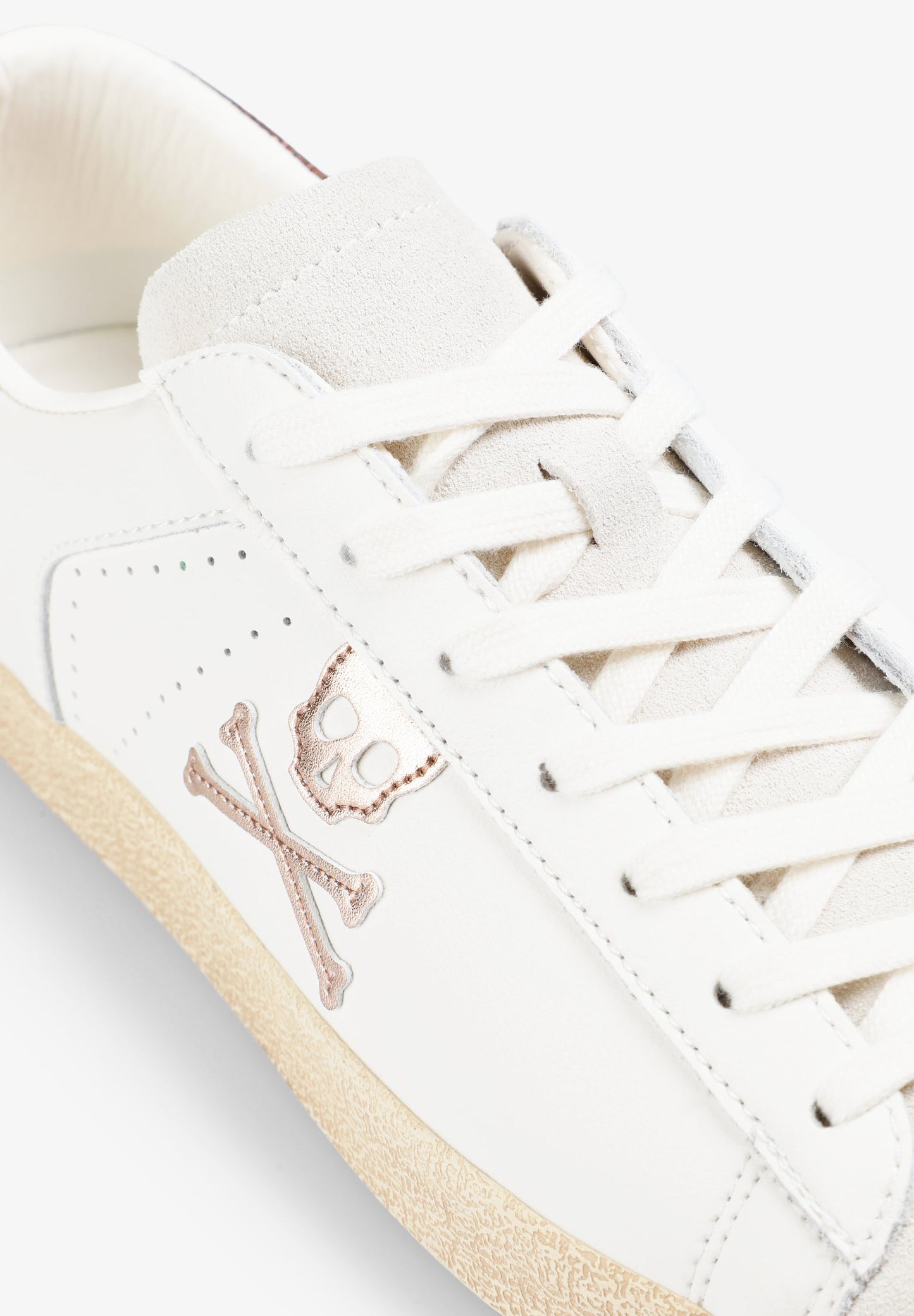 SNEAKERS PIEL CALAVERA - Scalpers