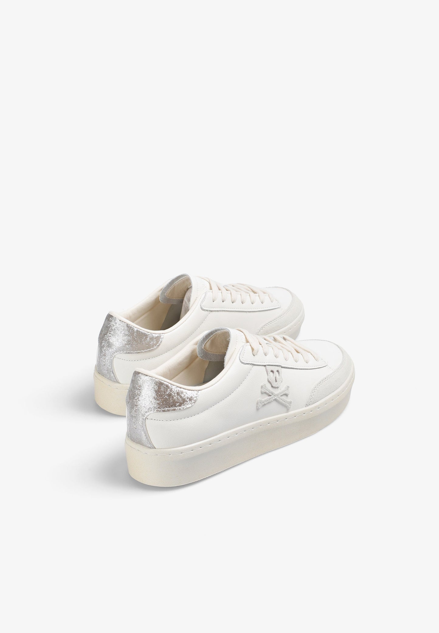 LOW TOP SNEAKERS WITH SIDE SKULL