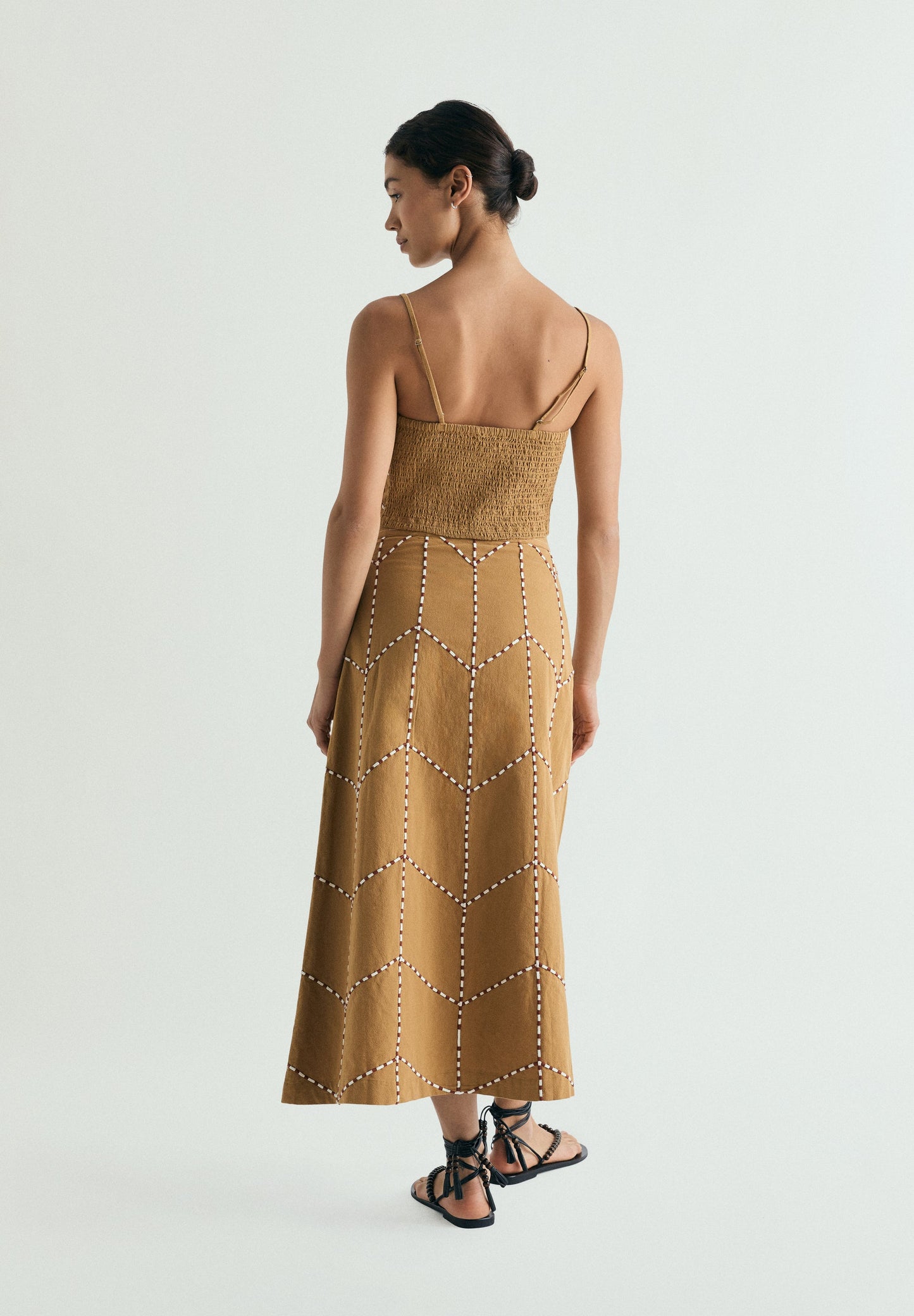 GEOMETRIC EMBROIDERED MIDI SKIRT