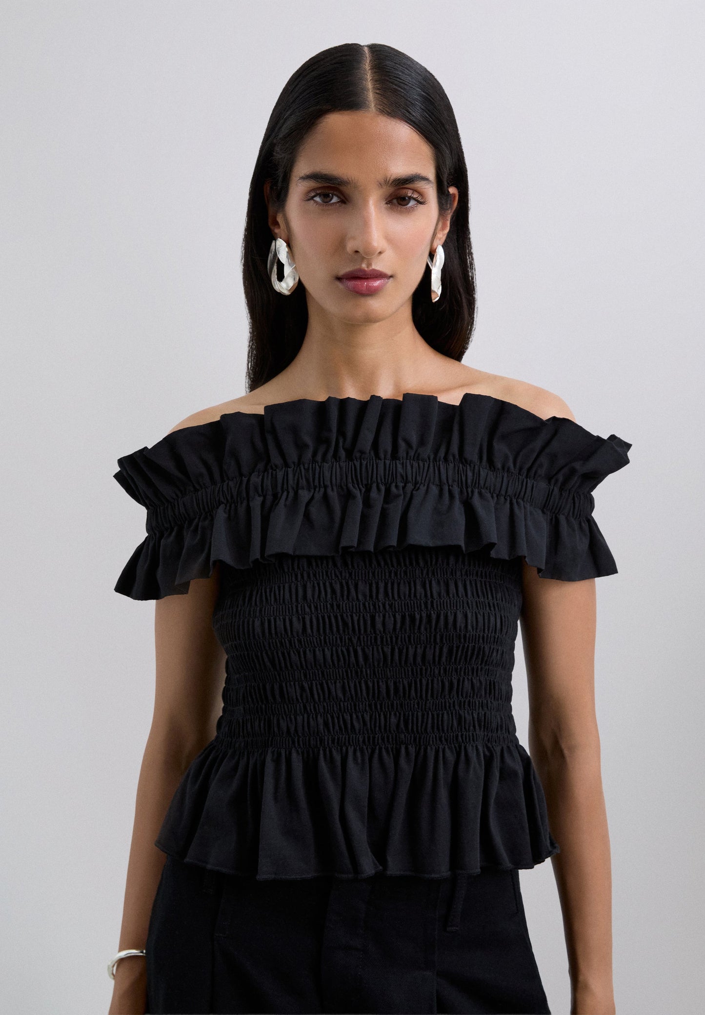 GATHERED RUFFLES TOP