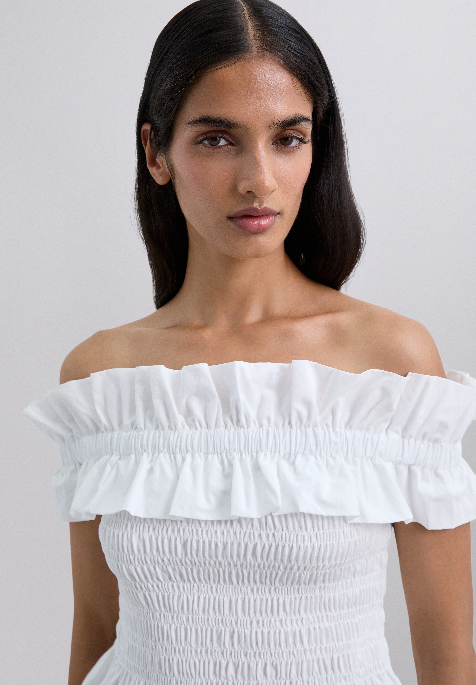 GATHERED RUFFLES TOP